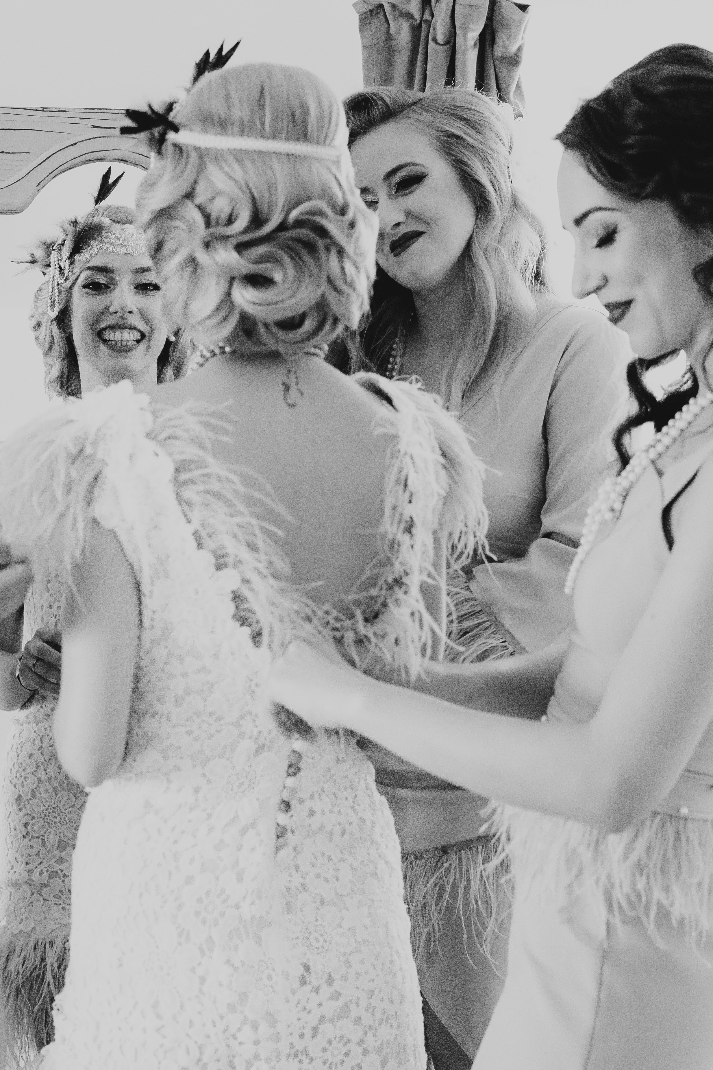 Nunta cu tematica anilor 1920, sedinta foto in ziua evenimentului. Proud Vision Weddings | Wedding Photography & Film — Servicii profesionale Foto Video Nunta Iasi