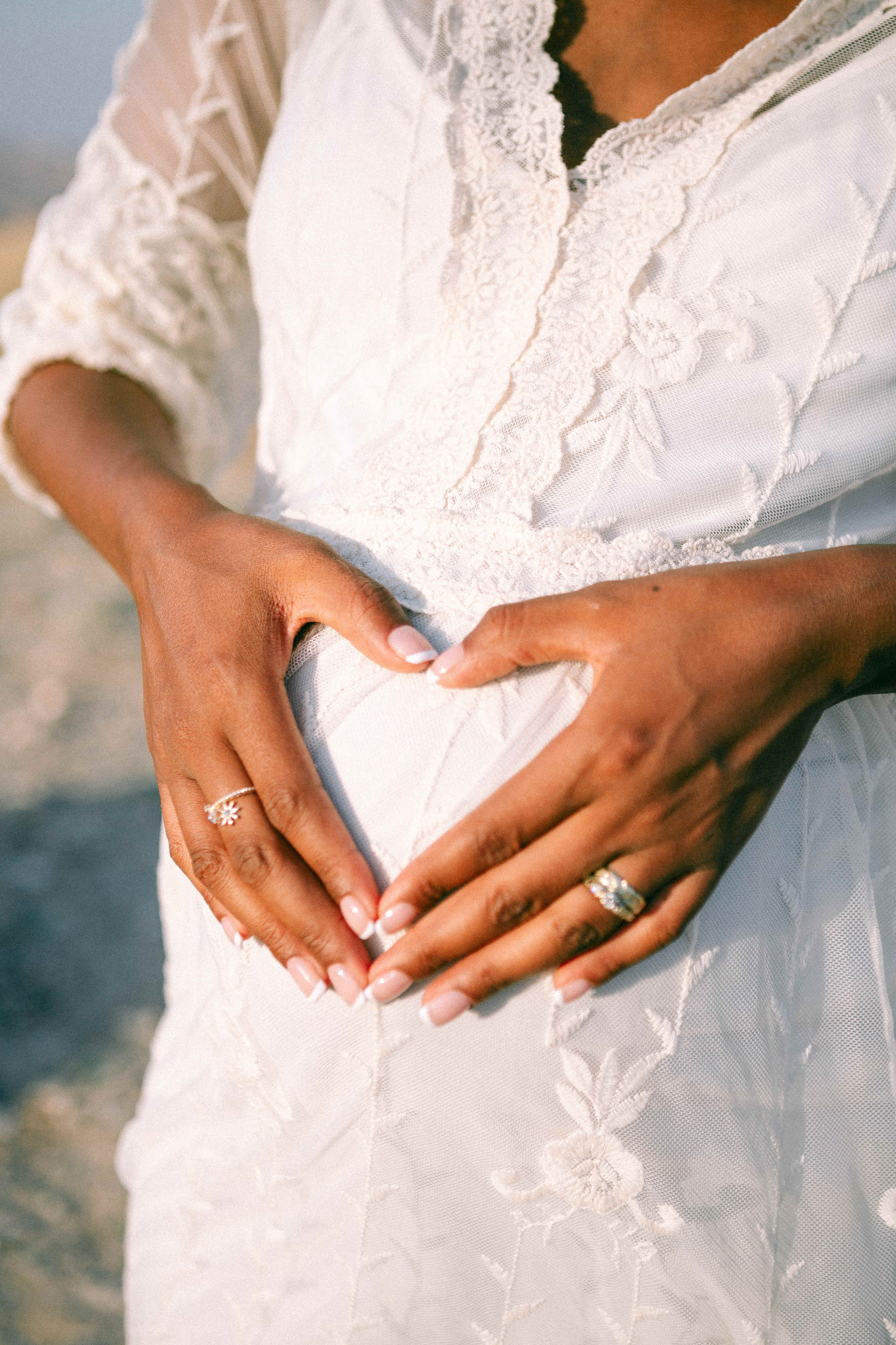 PHOTO SESSION IN THE DESERT NEAR MAALE ADUMIM. PHOTOGRAPHER IN ISRAEL