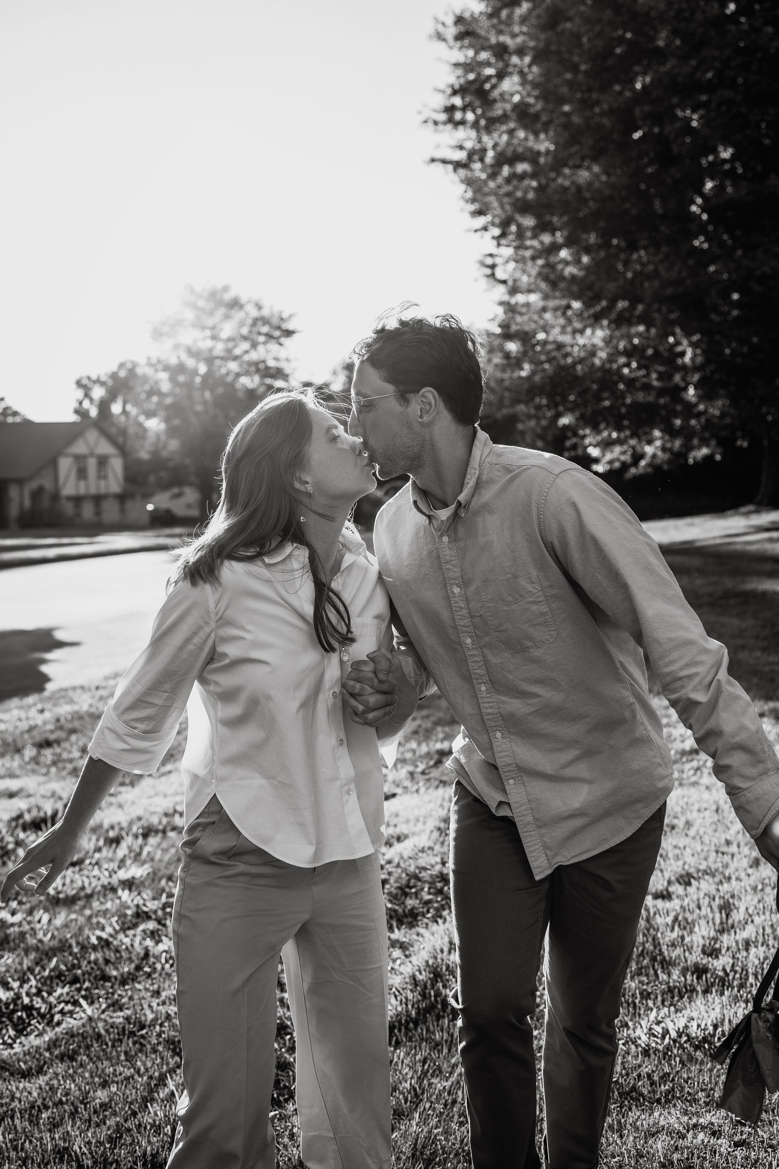 Large Family Photoshoot at Home – Generational Memories. Alisa Tant — Family and newborn photographer Bucks County, Montgomery county, Philadelphia, NJ