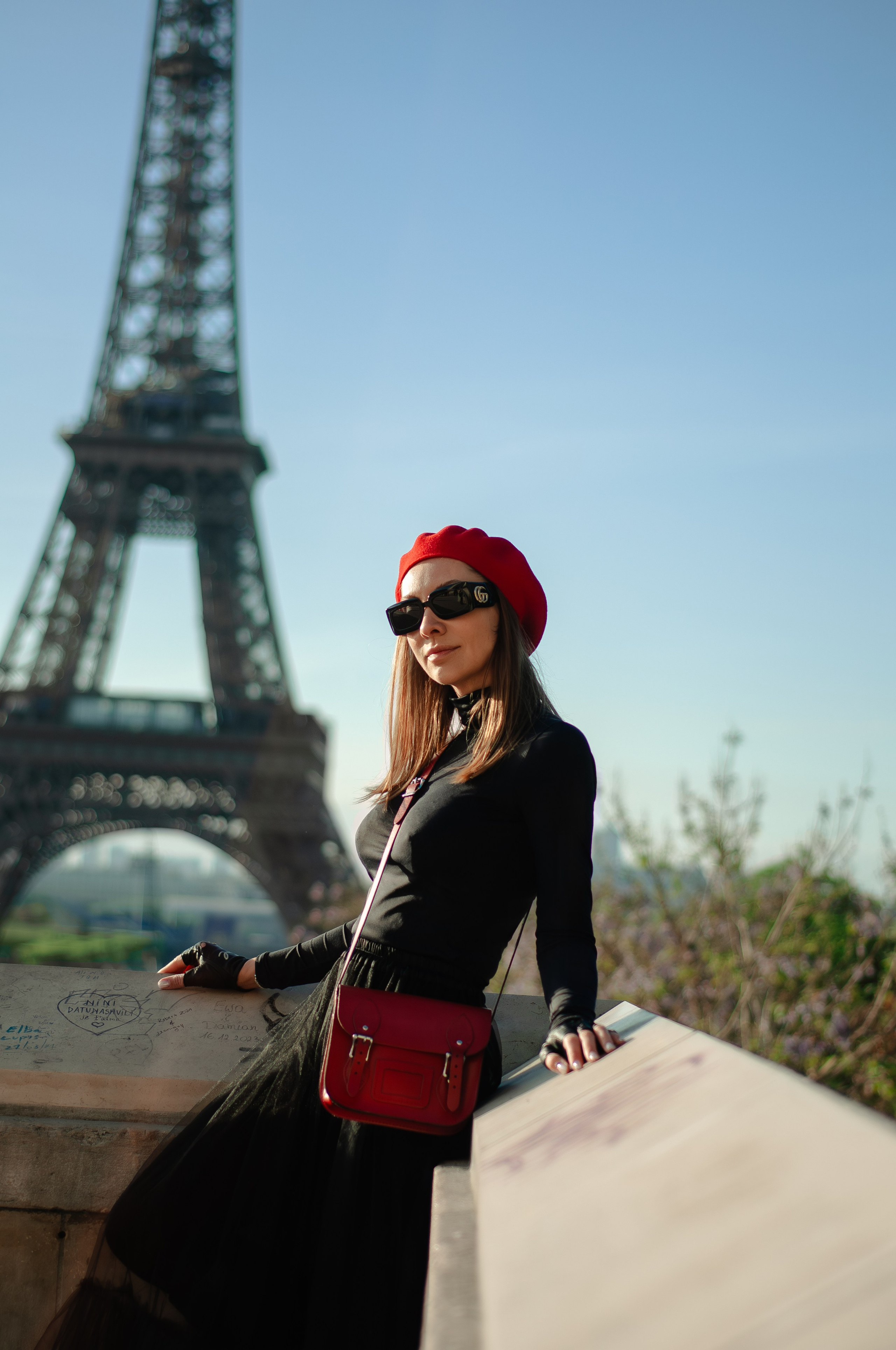 Фотосессия с подругой в Париже. Фотограф в Париже Полина Осипова