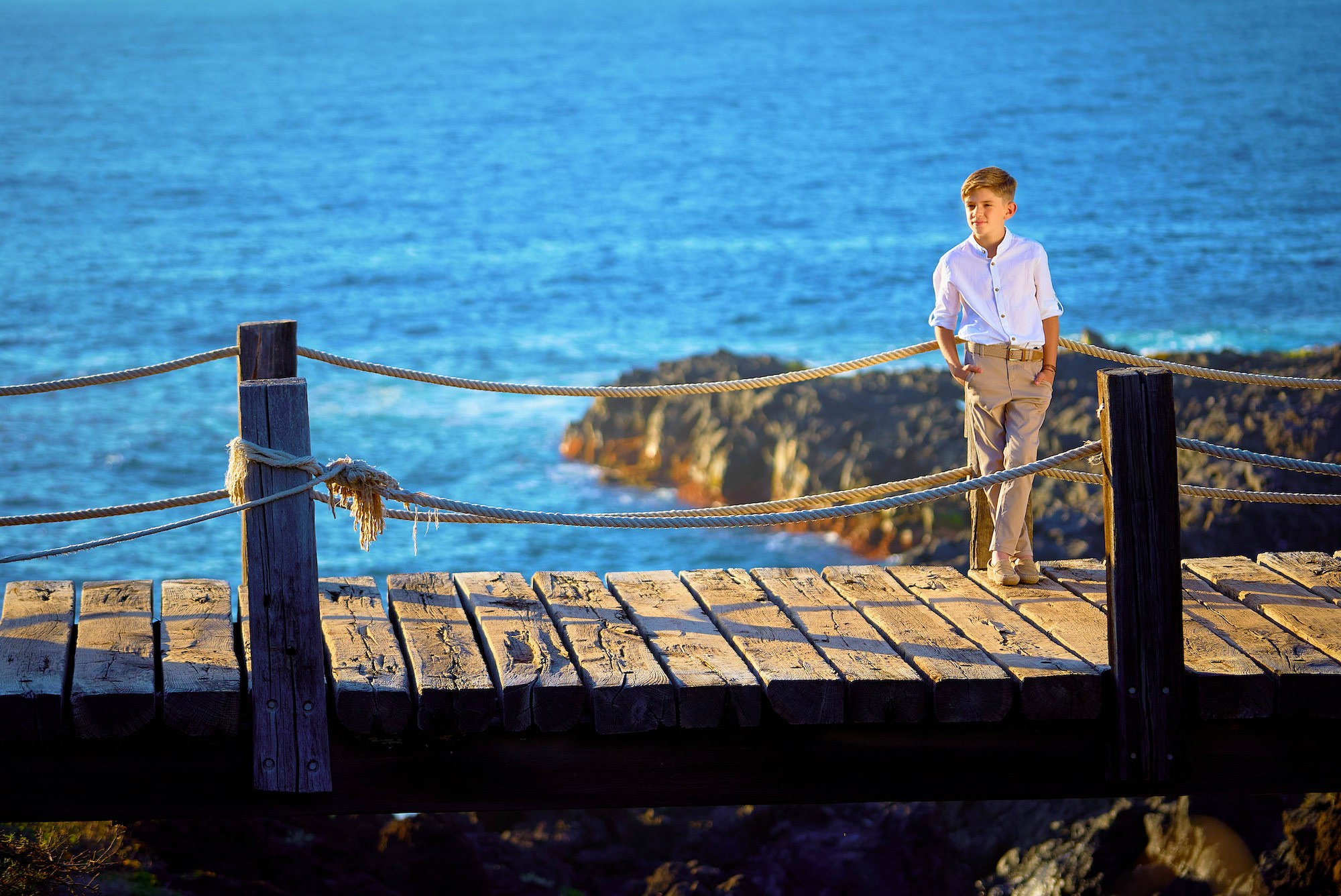 Fotógrafos de Comunión en Tenerife | Sesiones en Exterior con Luz Natural. Pasos de Sal | Fotógrafos de familia, embarazo y bebés en Tenerife