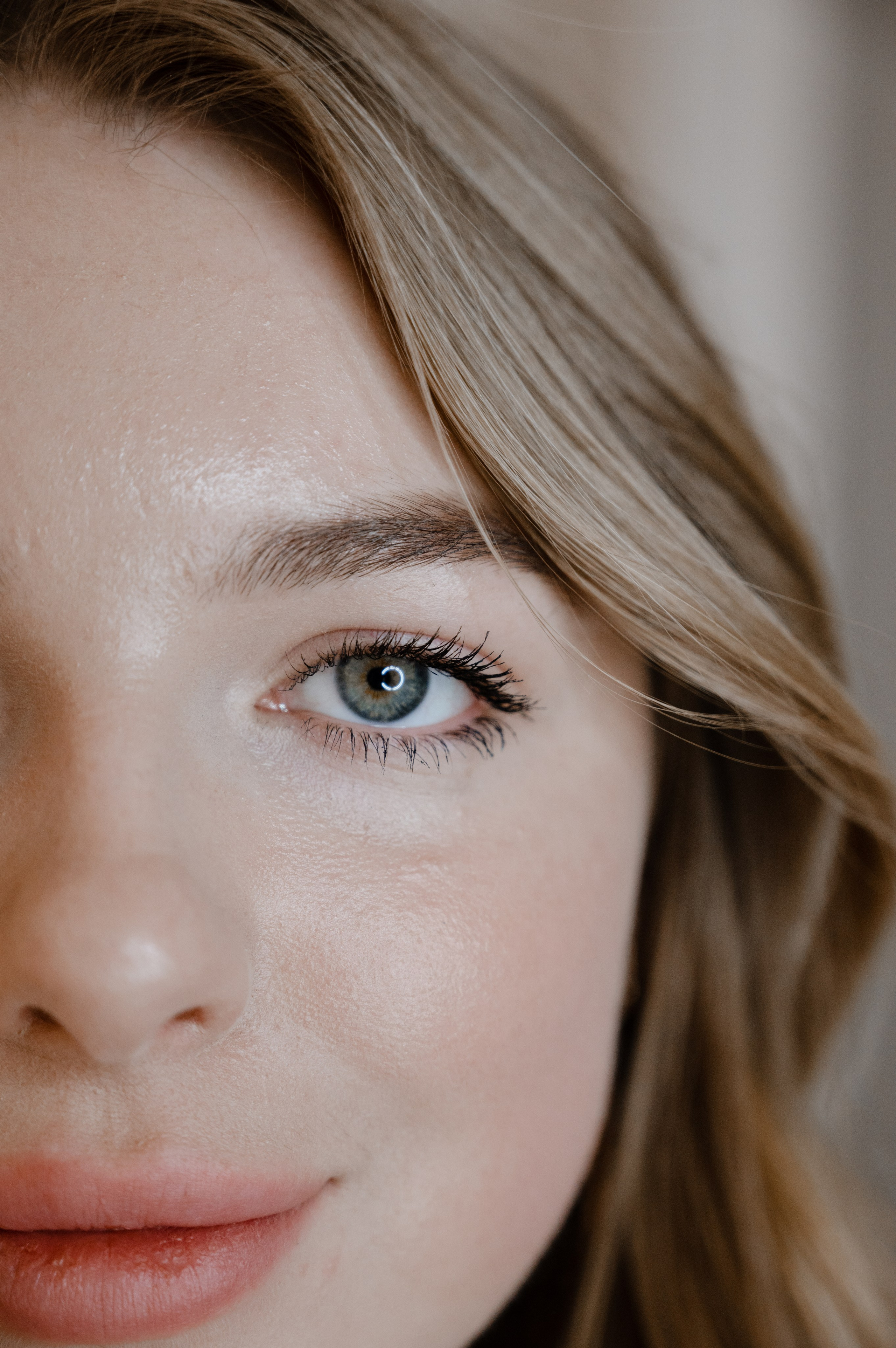 Astudio beauty studio in Prague. ANNA-MARIA PHOTO CONTENT CREATOR — фотограф, эстет, художник и визуальный эксперт в Instagram, работающий в Праге