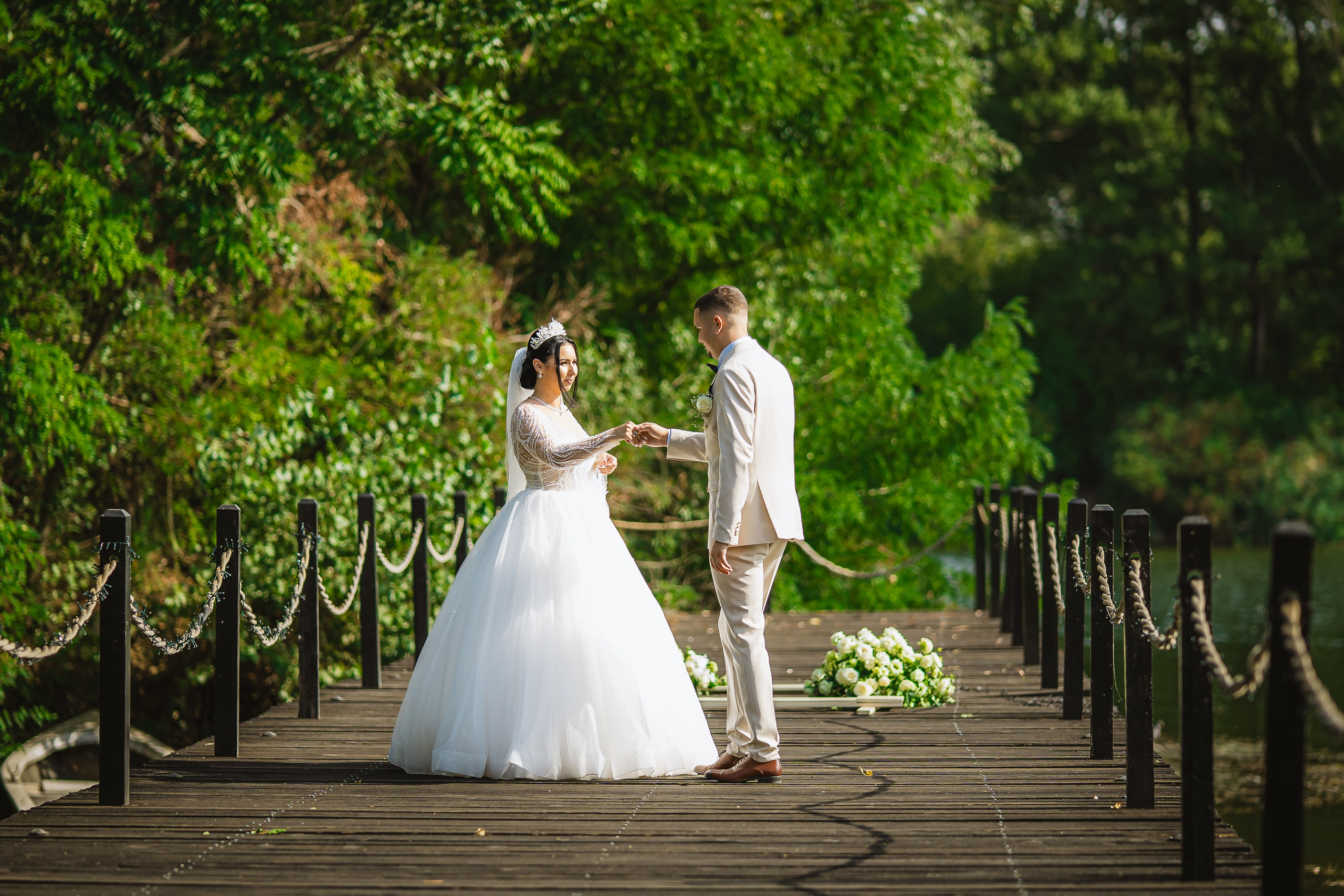 Bella & Adi. Foto Studio — Fotograf de evenimente, nunti, botezuri, portrete