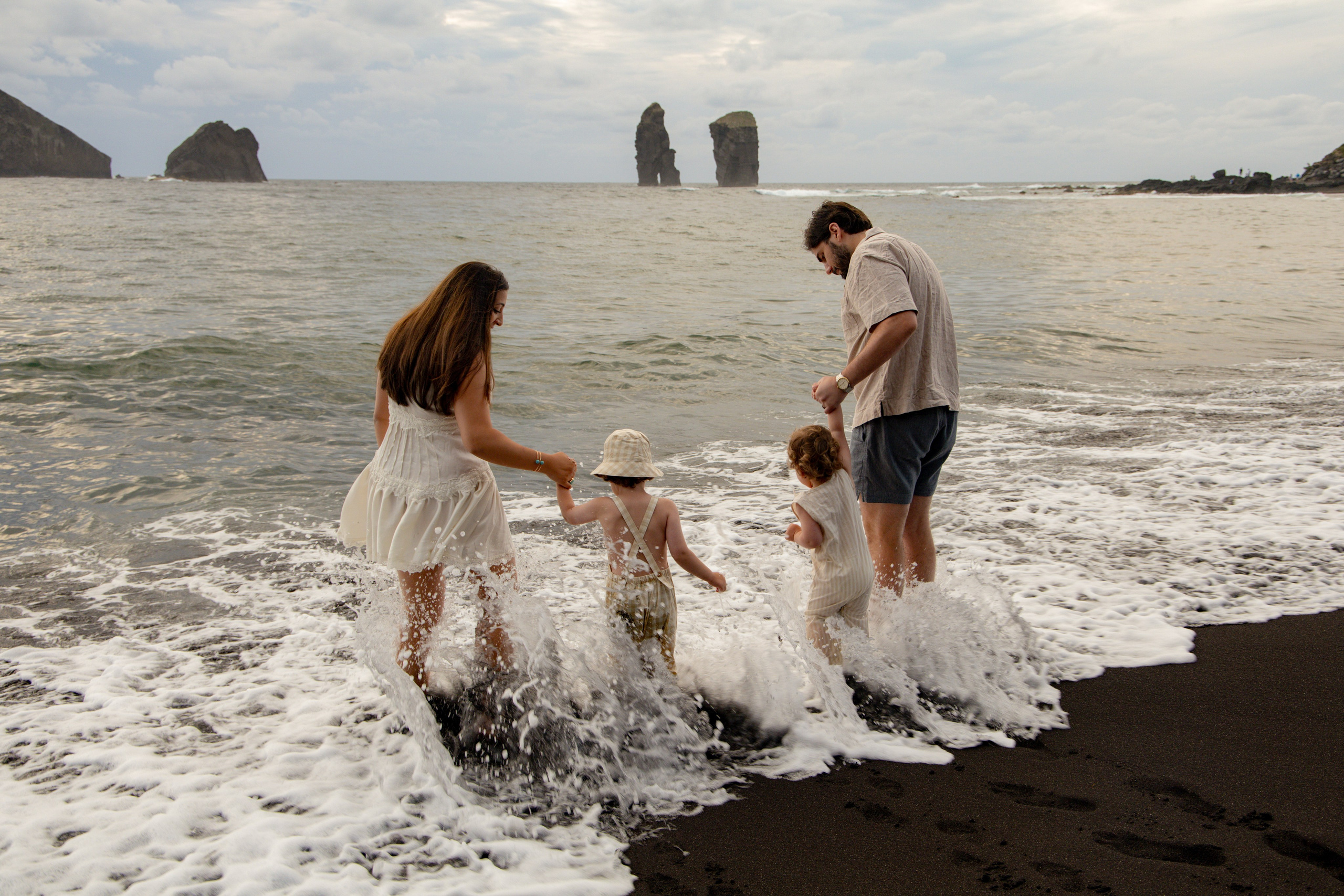 Jessica, Brian, Theo & Charlie. IRINA KALMYKOVA | PHOTOGRAPHER AZORES