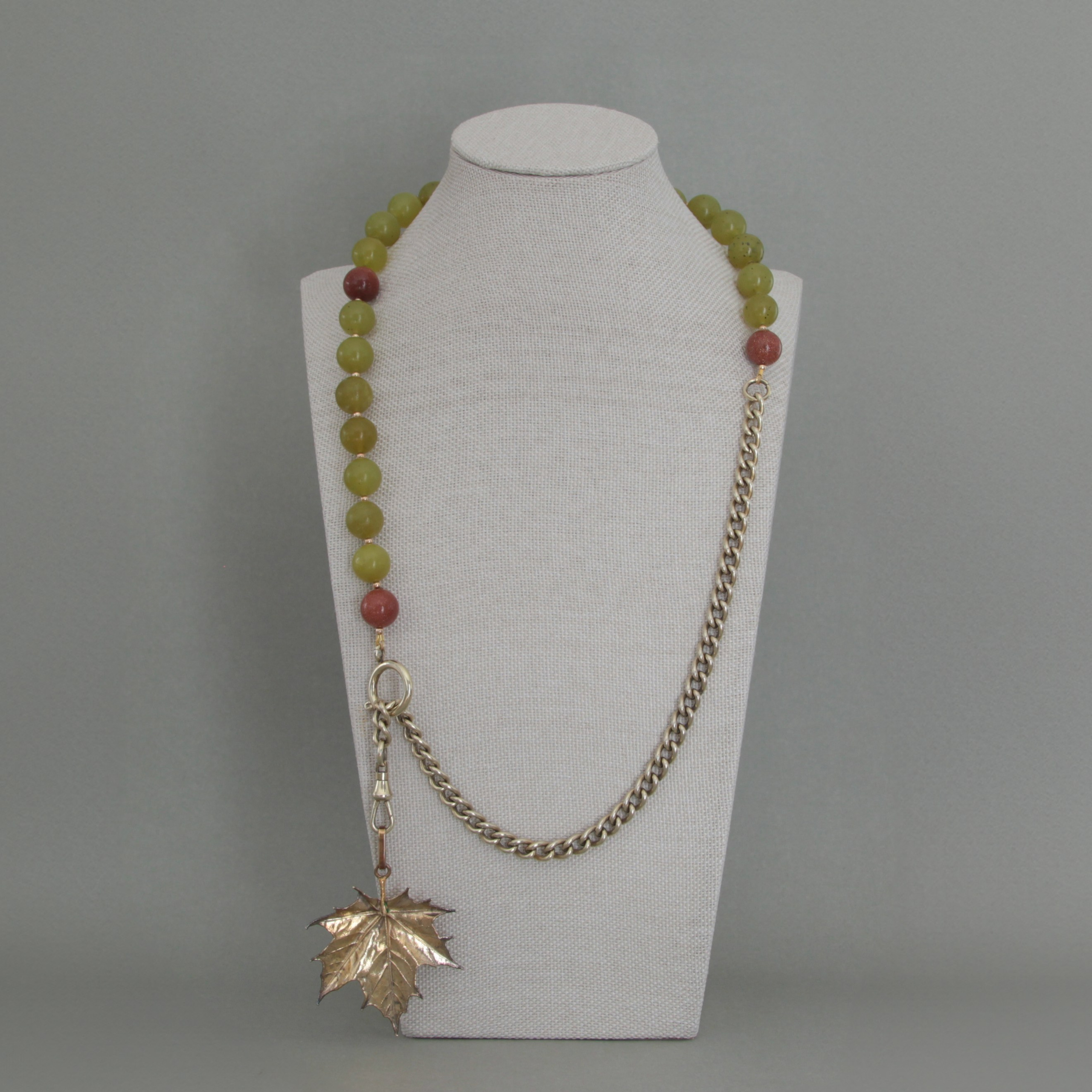 Denmark. Современнные и актикварные украшения в Барселоне, Москве и Санкт-Петербурге