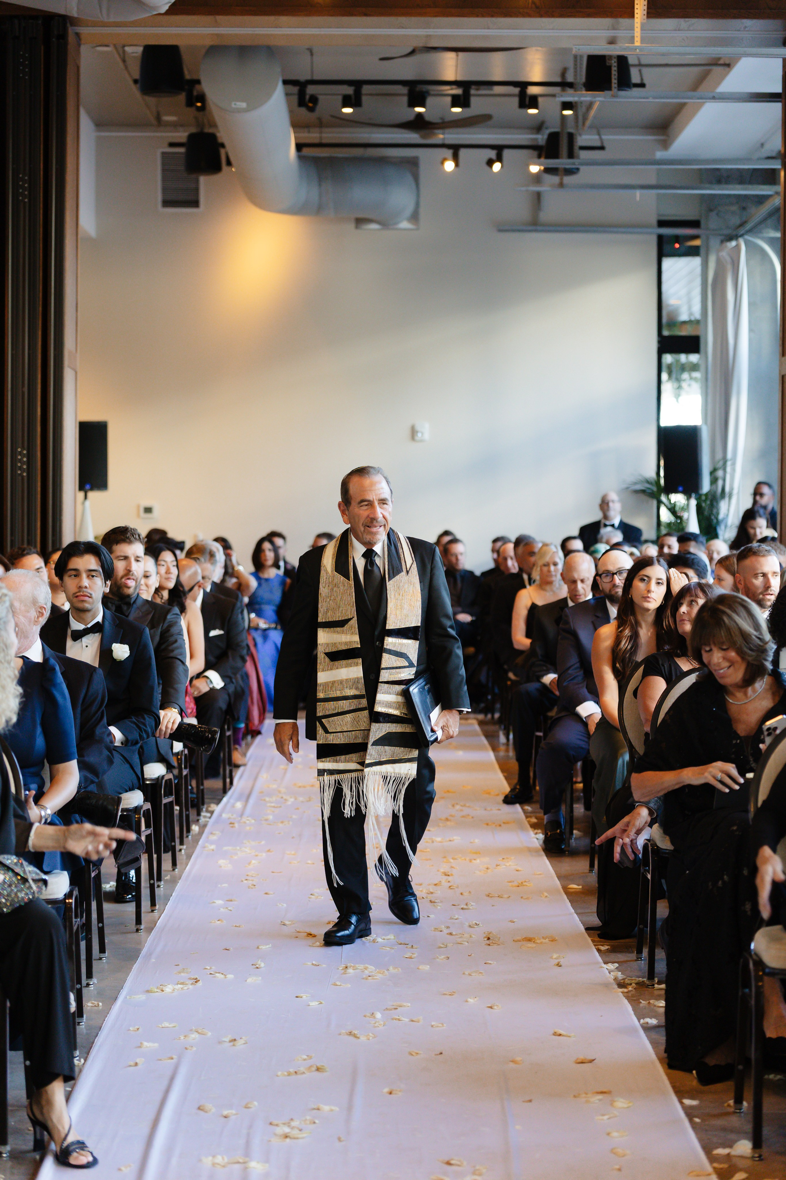 HAYLEY & JULIAN’S WEDDING DAY. YES I DO PRODUCTION — Wedding photography&videography