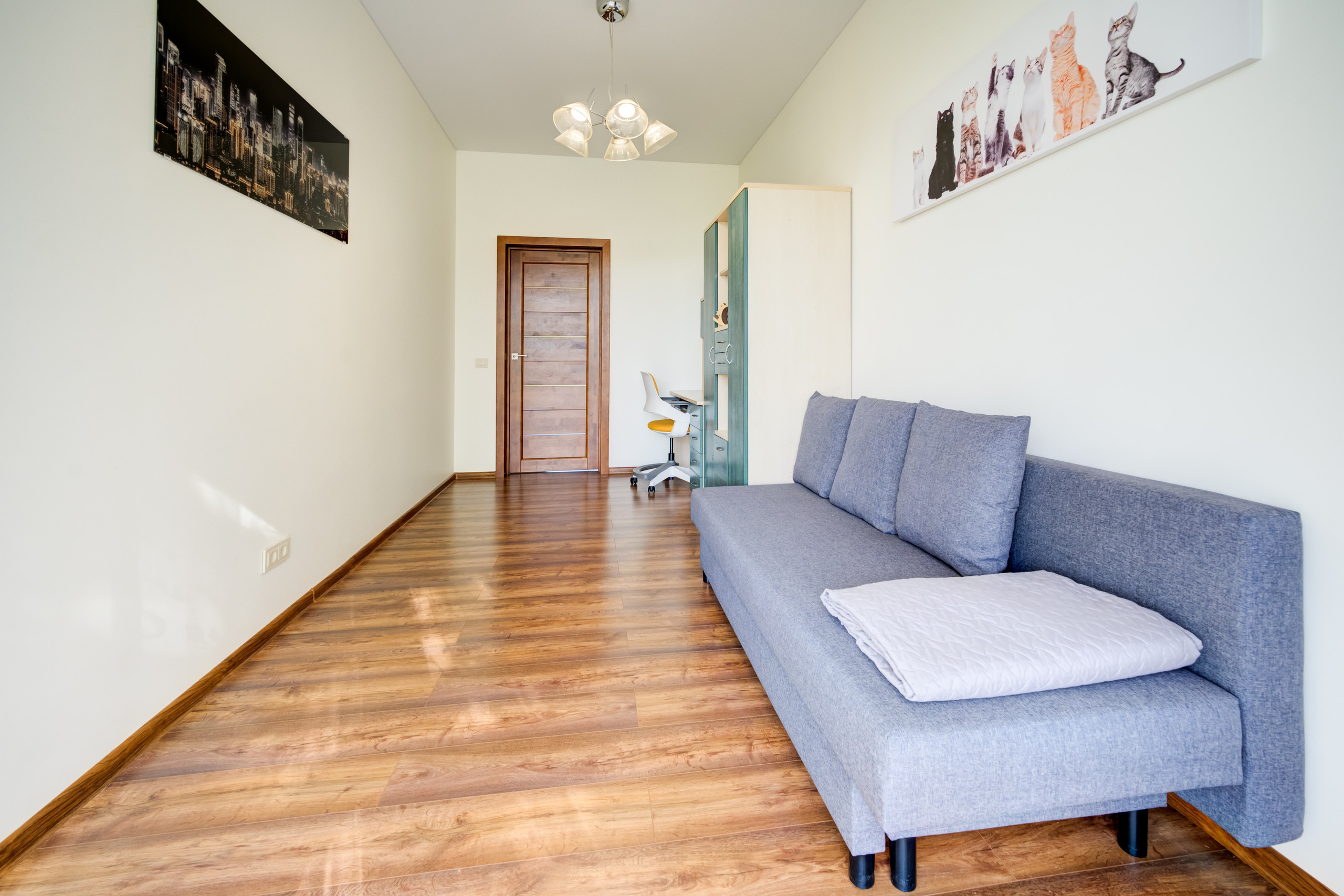 Sadyba Vinliaus r. prie ežero. Elina Sapiega fotografė Vilniuje