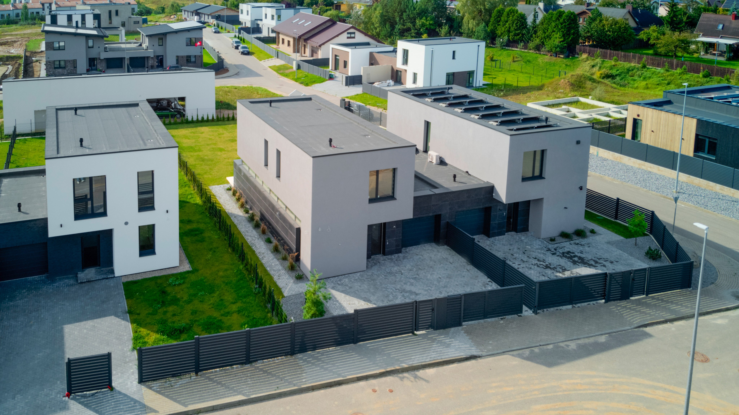 Panoramos g. 9, Bendoriai. Elina Sapiega fotografė Vilniuje