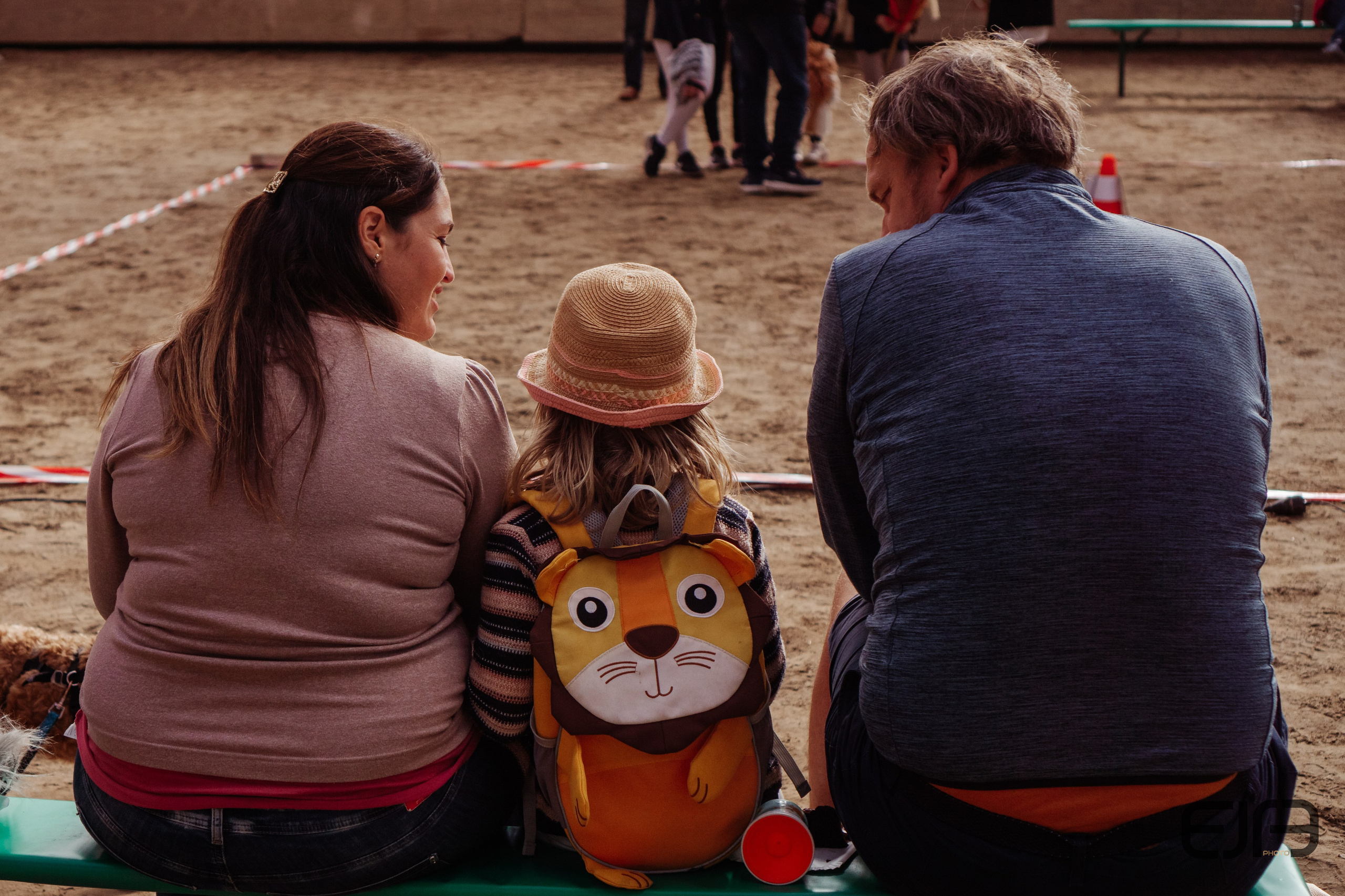 Hobby Horsing am Kaiserstuhl. Kreatives Design & Fotografie – Dein Partner für starke visuelle Auftritte