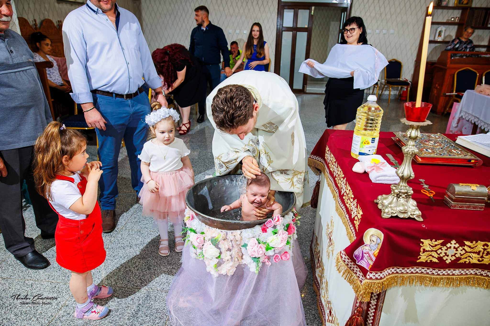 Botez. Dream Studio Galați – ședințe foto profesionale pentru familie, portrete și evenimente