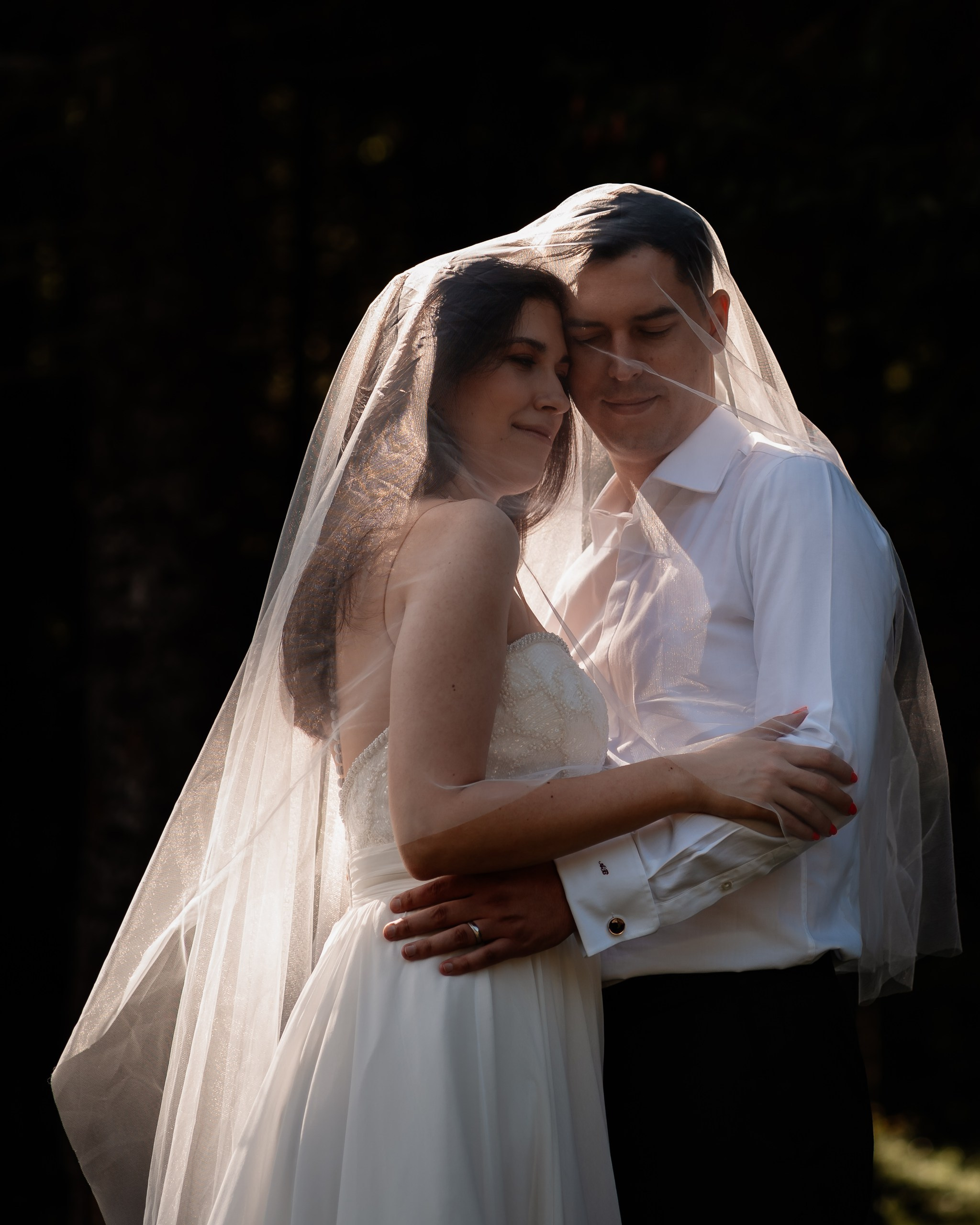 Trash the dress — Lorena&Adi  - Mihai Popa. Mihai Popa |Wedding Photographer | Worldwide | Bucharest