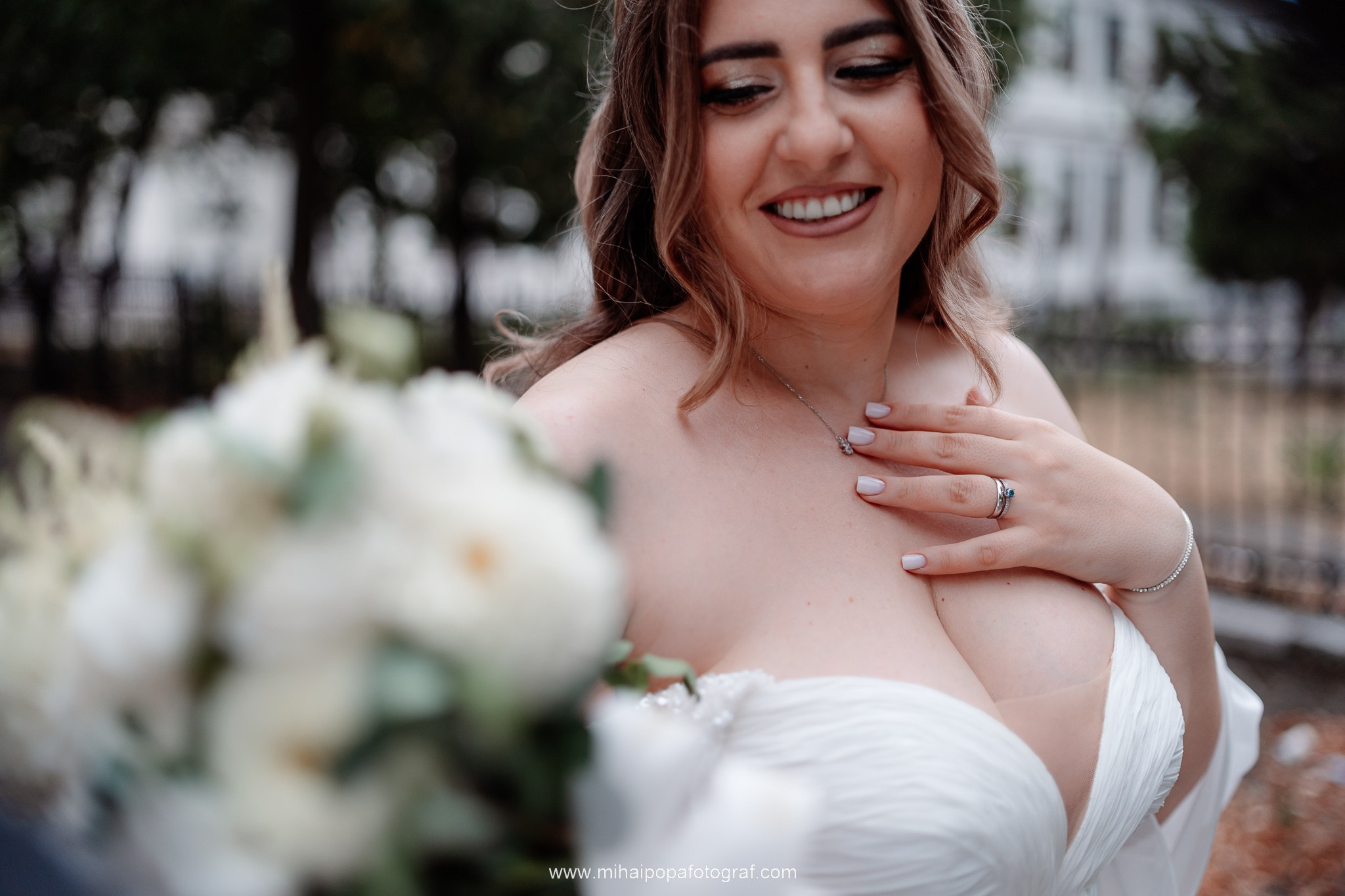 Fotograf de nuntă în Drobeta-Turnu Severin | Mihai Popa Fotograf. Fotograf Nuntă & Botez București - Mihai Popa | Dincolo de oameni, imortalizez emoții!