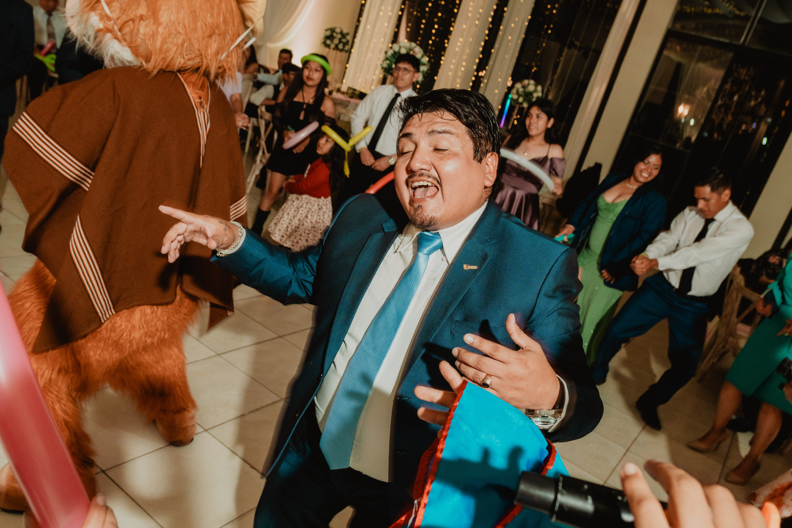 FERNANDO + MARIBEL | BODA RELIGIOSA. Studio KVTA | Fotografía y Video de Bodas en Arequipa