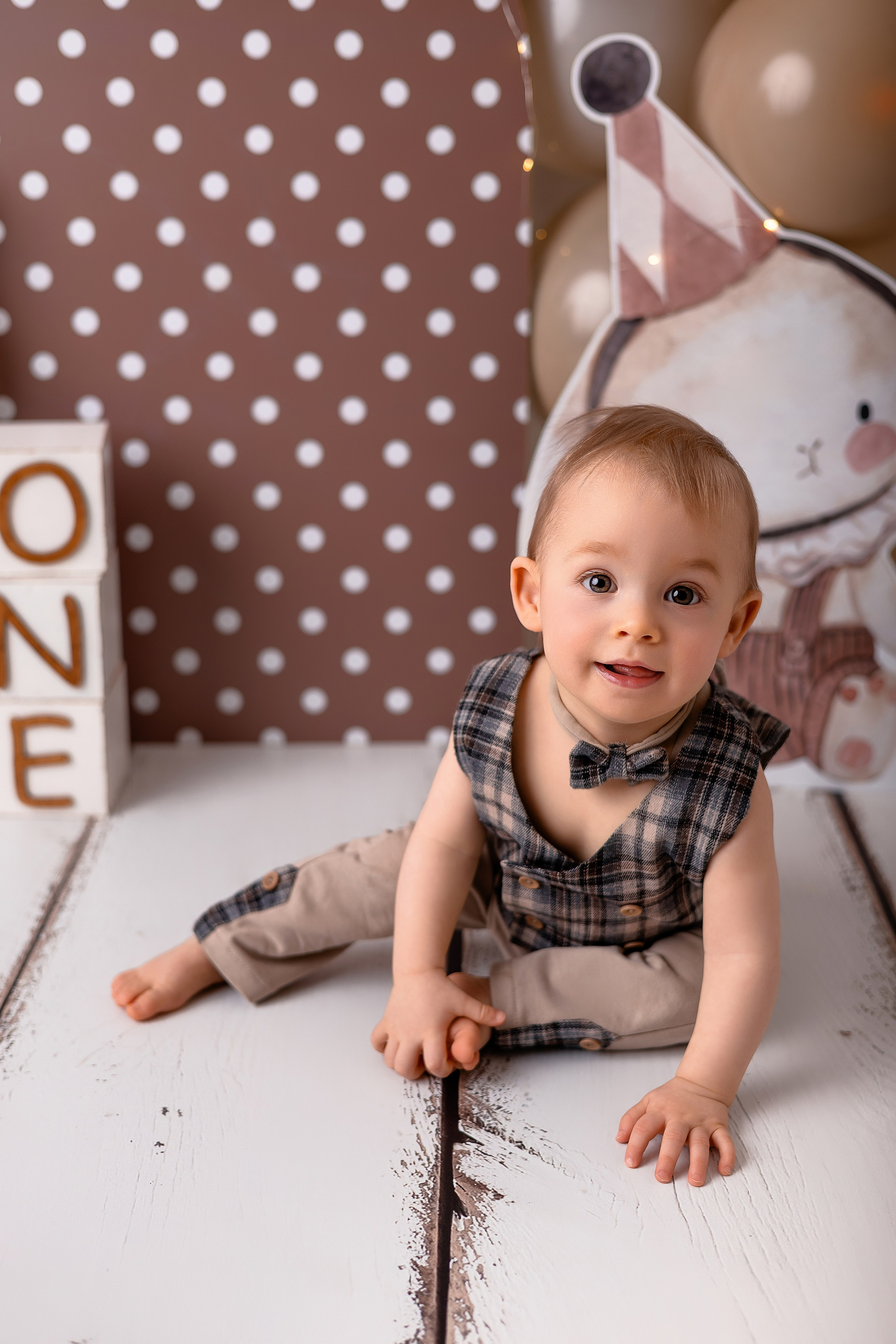 Erste Geburtstag „Cake Smash“. Neugeborene- Schwangerschaft- und Kinder Fotografin in Lehre
