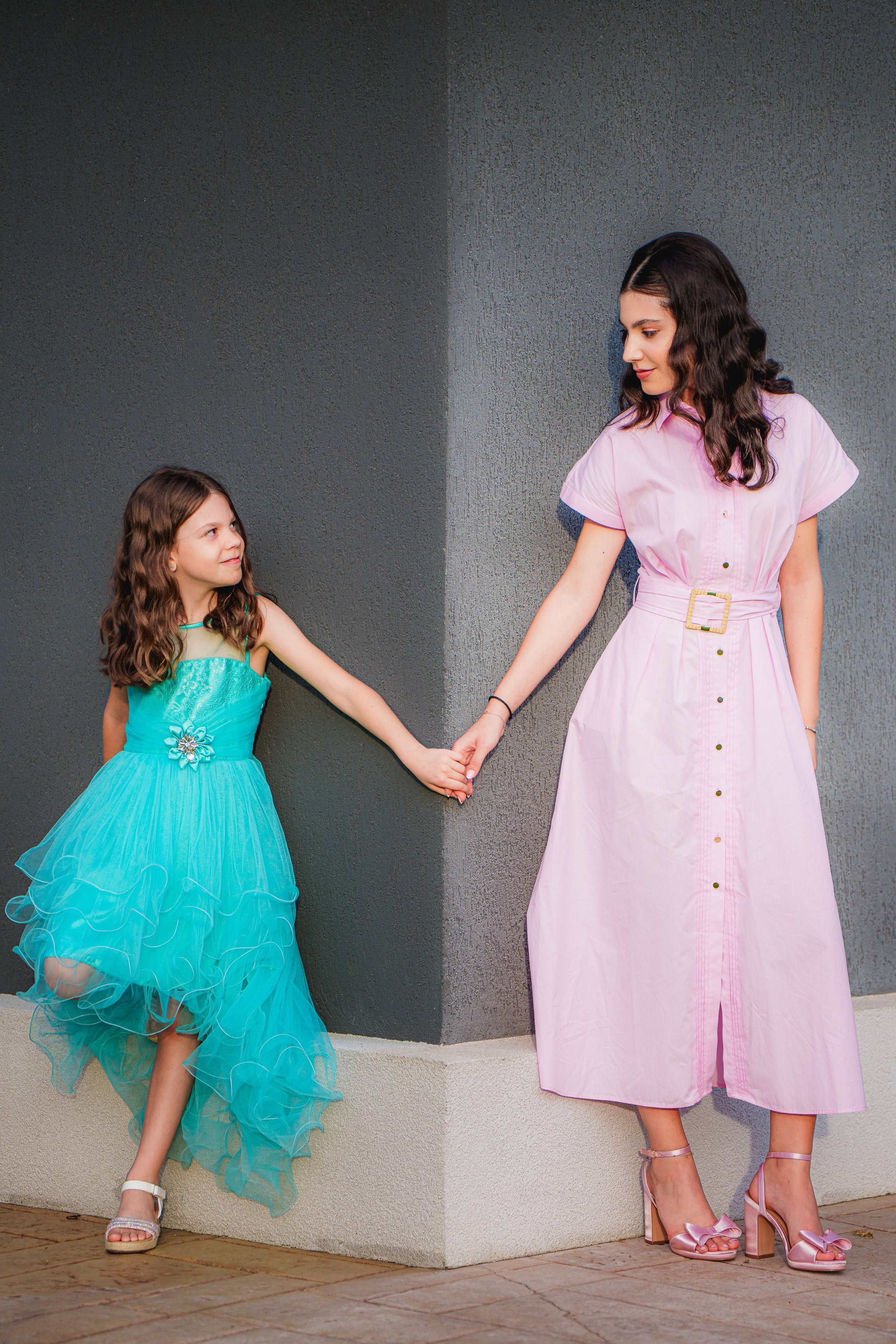 Ședința foto cu Ecaterina și Ilinca – portrete pline de zâmbete și emoție. Liviu Andrei - Fotograf