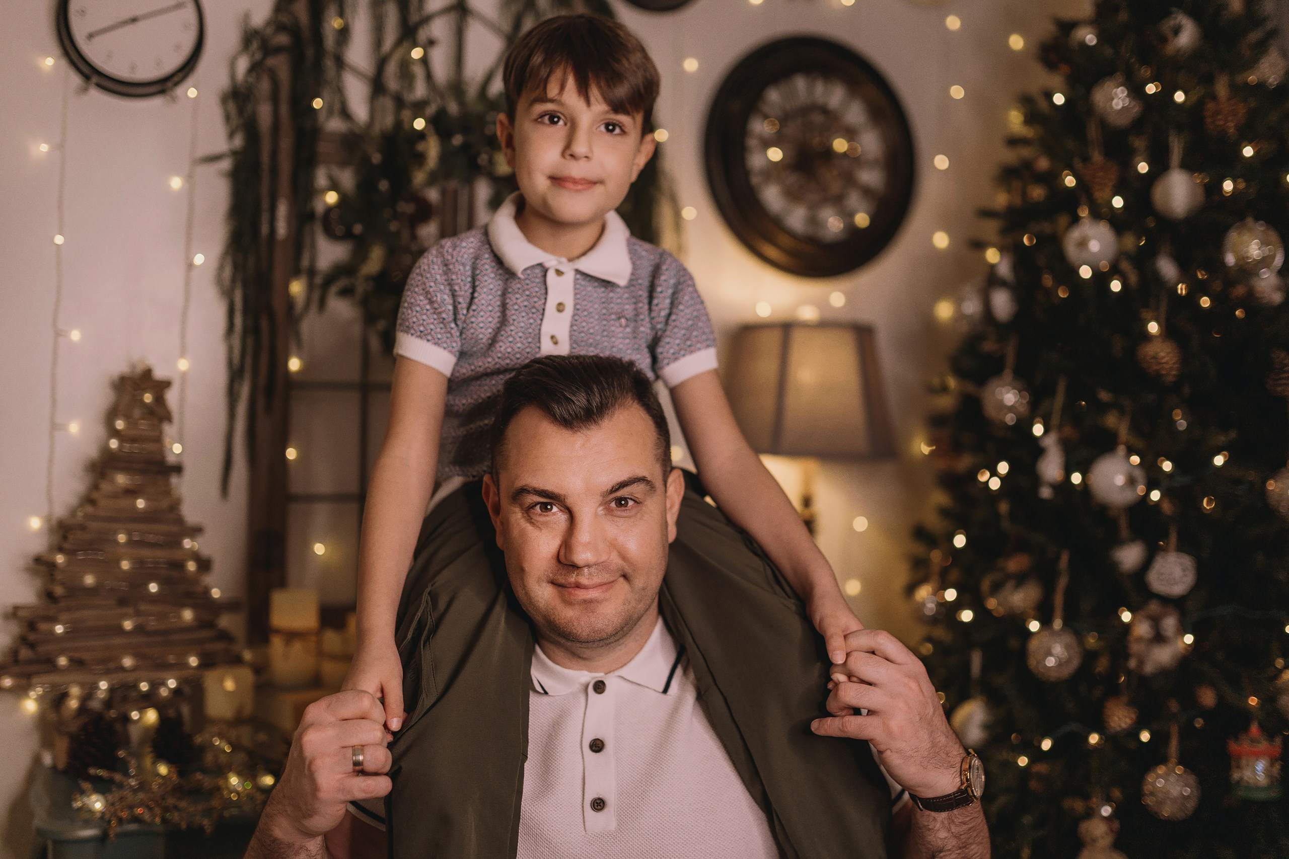 11.28.2025 Christmas Photoshoot. Wedding family event photographer in Chicago Nick Yushevich