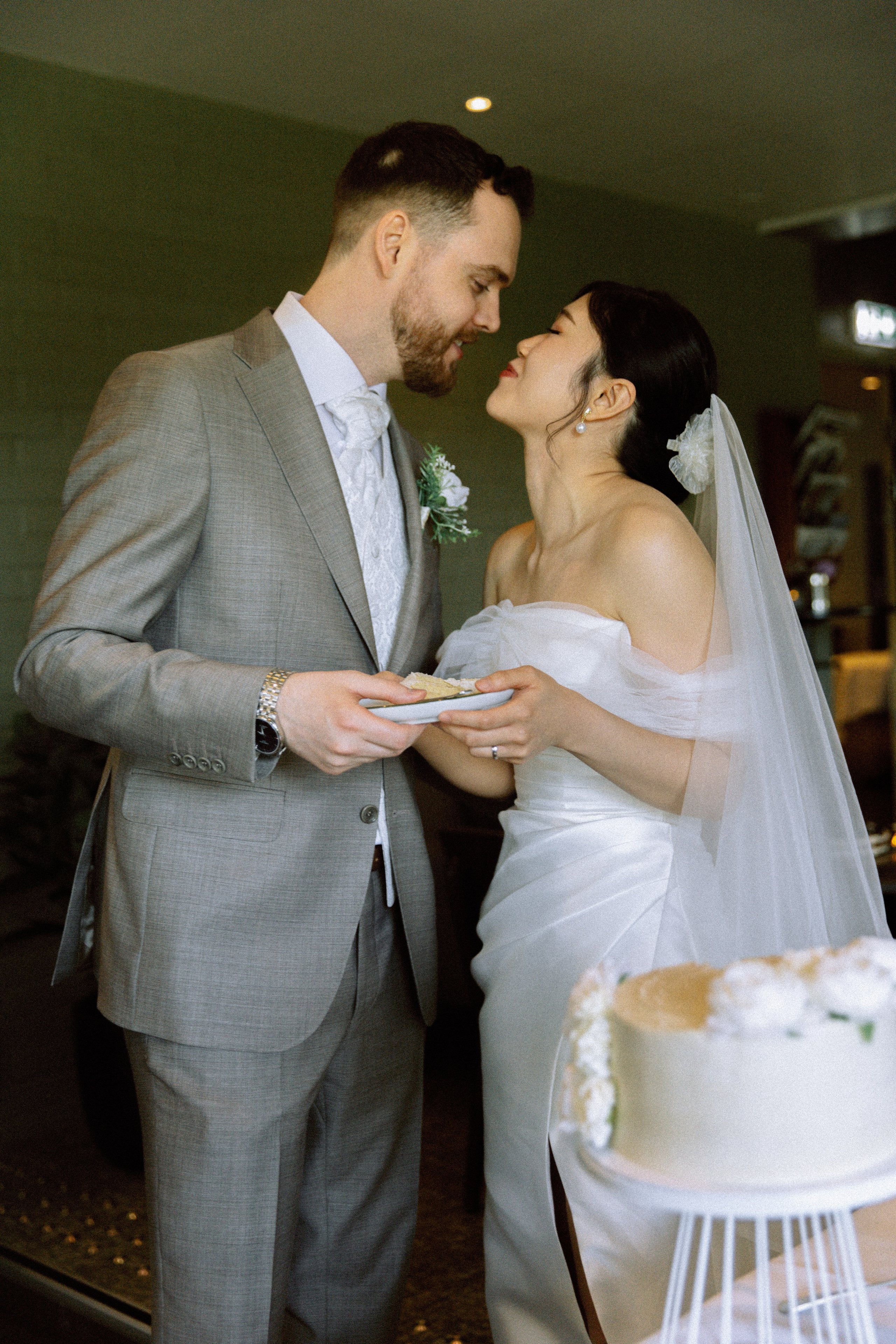 The two of us. Warm family & Wedding stories