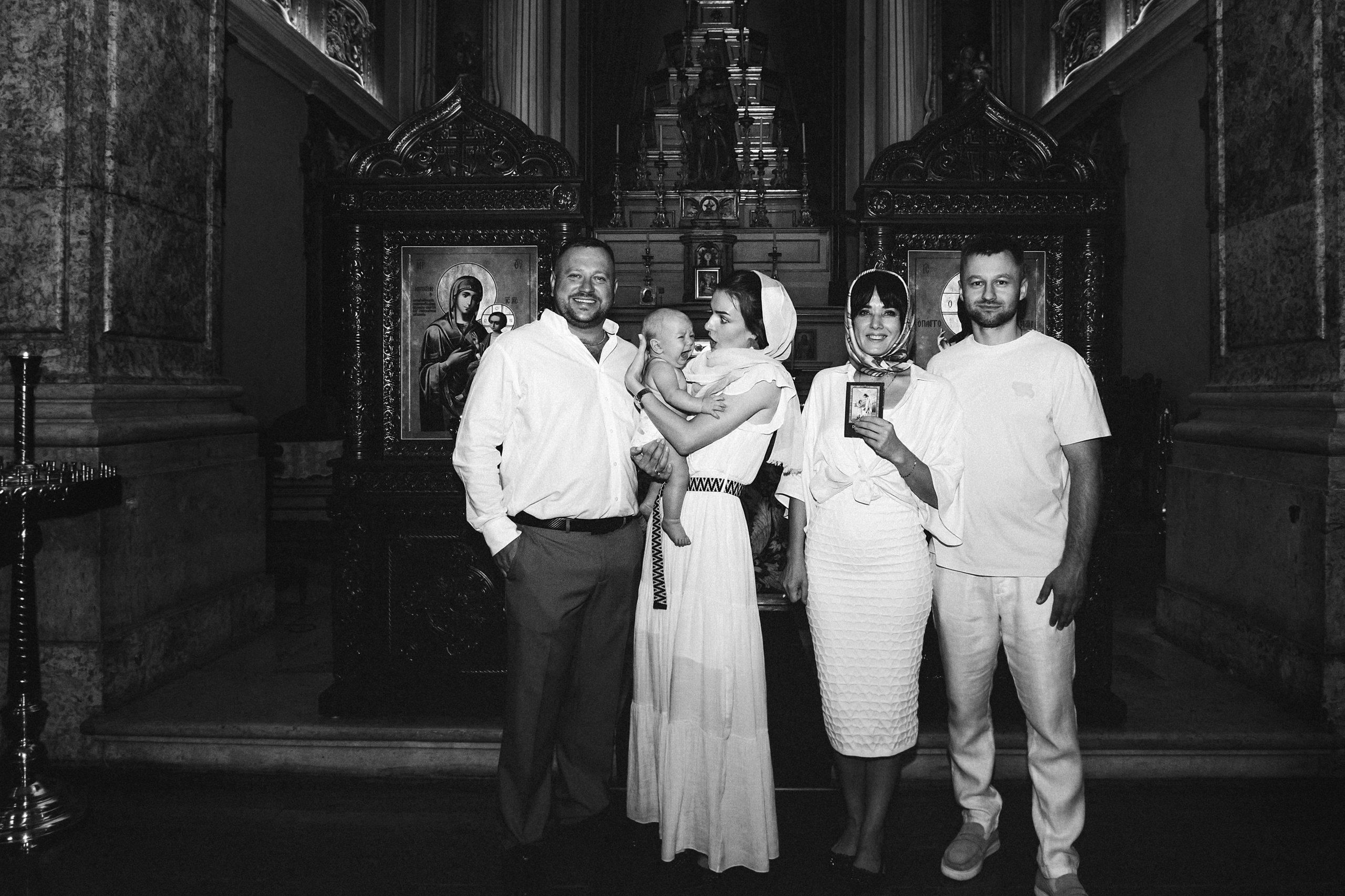 Хрещення. Валерія Сичова. Сімейний та репортажний фотограф в Португаліі