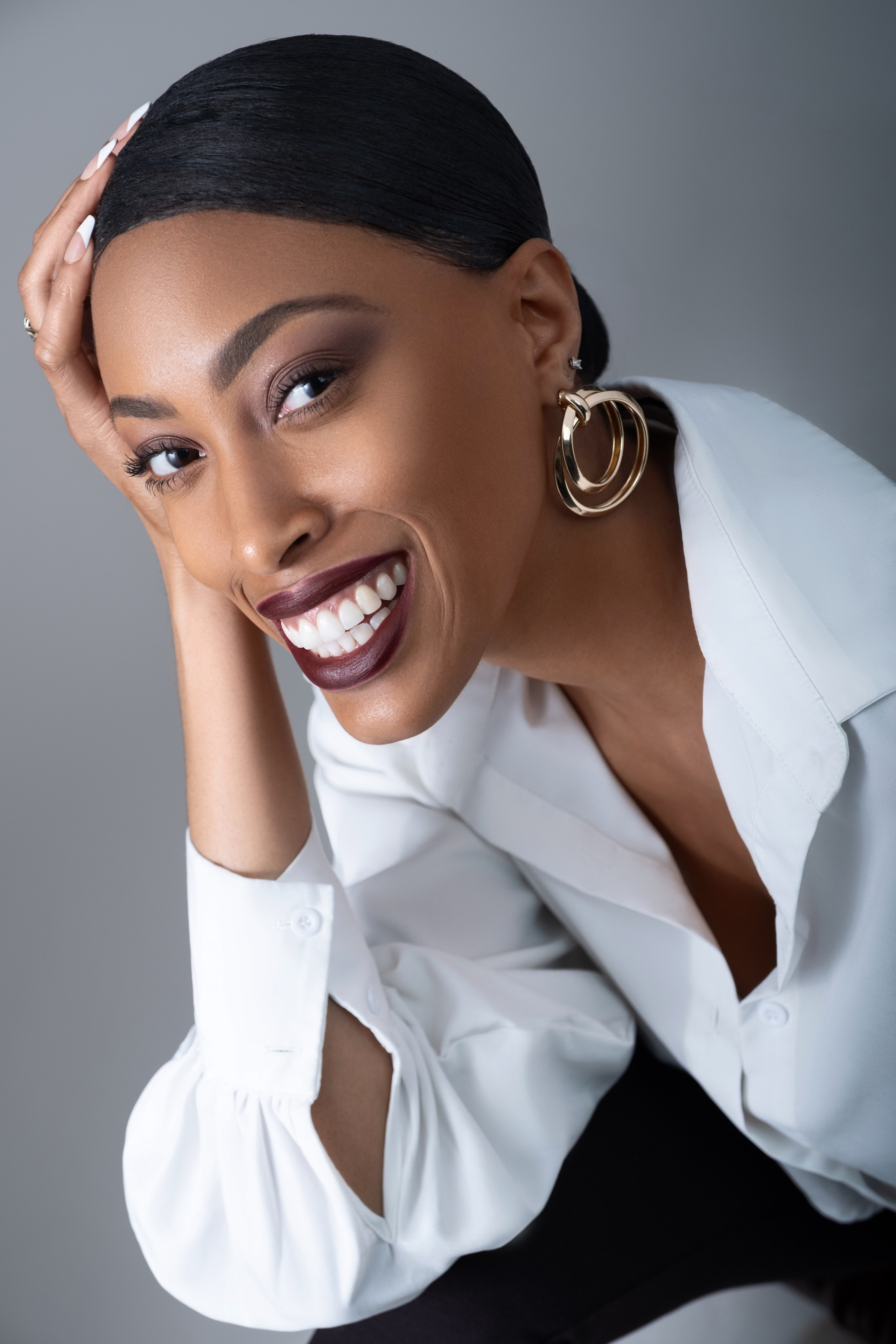 LYRICA. Professional high end photo retoucher Olha Kompaniiets