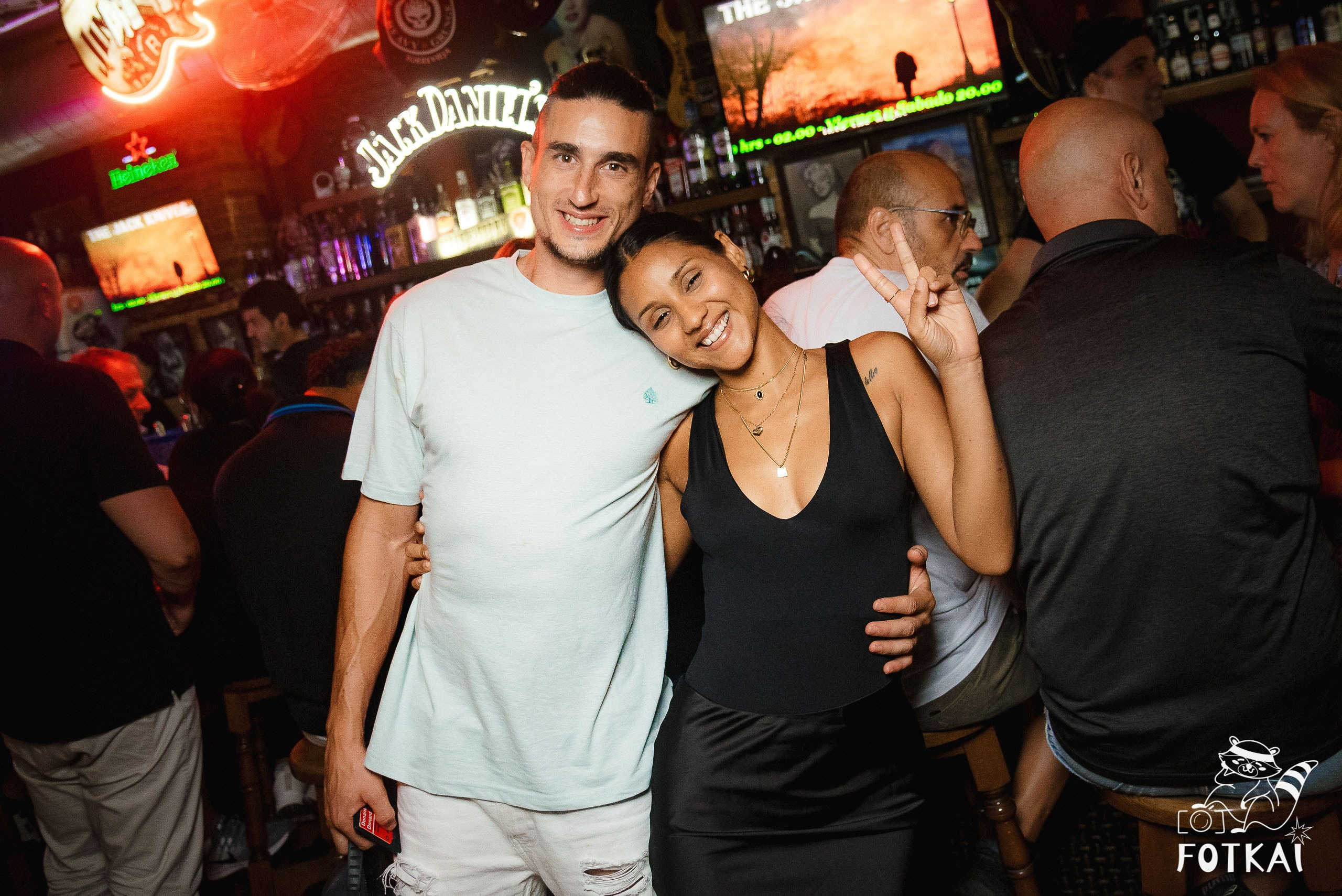 Monroe’s Rock Bar Torrevieja: Reportaje fotográfico 01.08.25 | FOTKAI