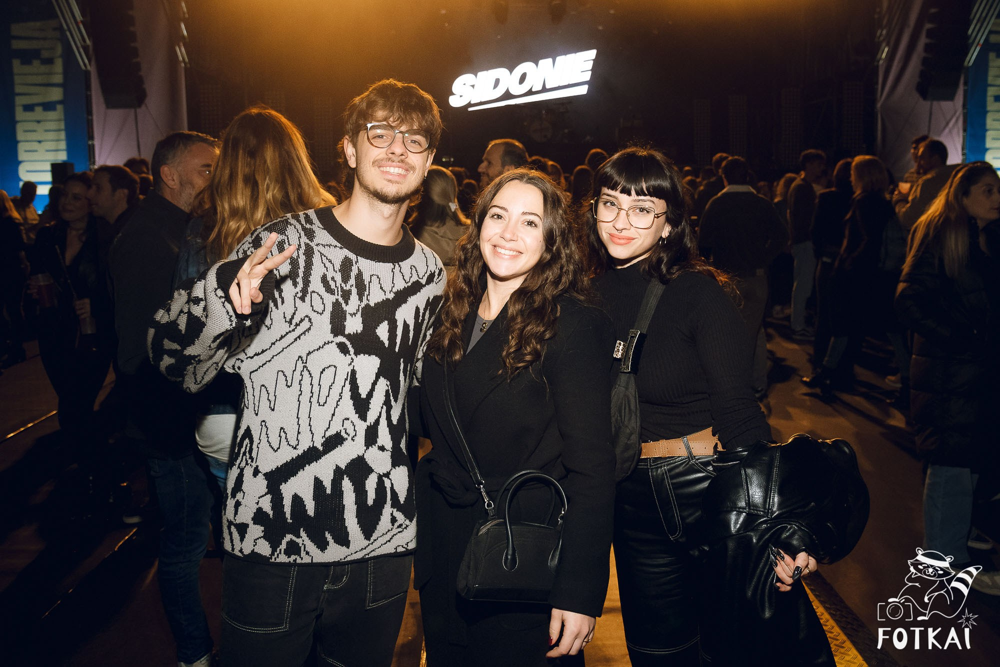 Sidonie en Torrevieja 2025 – Fotos del concierto y reportaje completo | FOTKAI