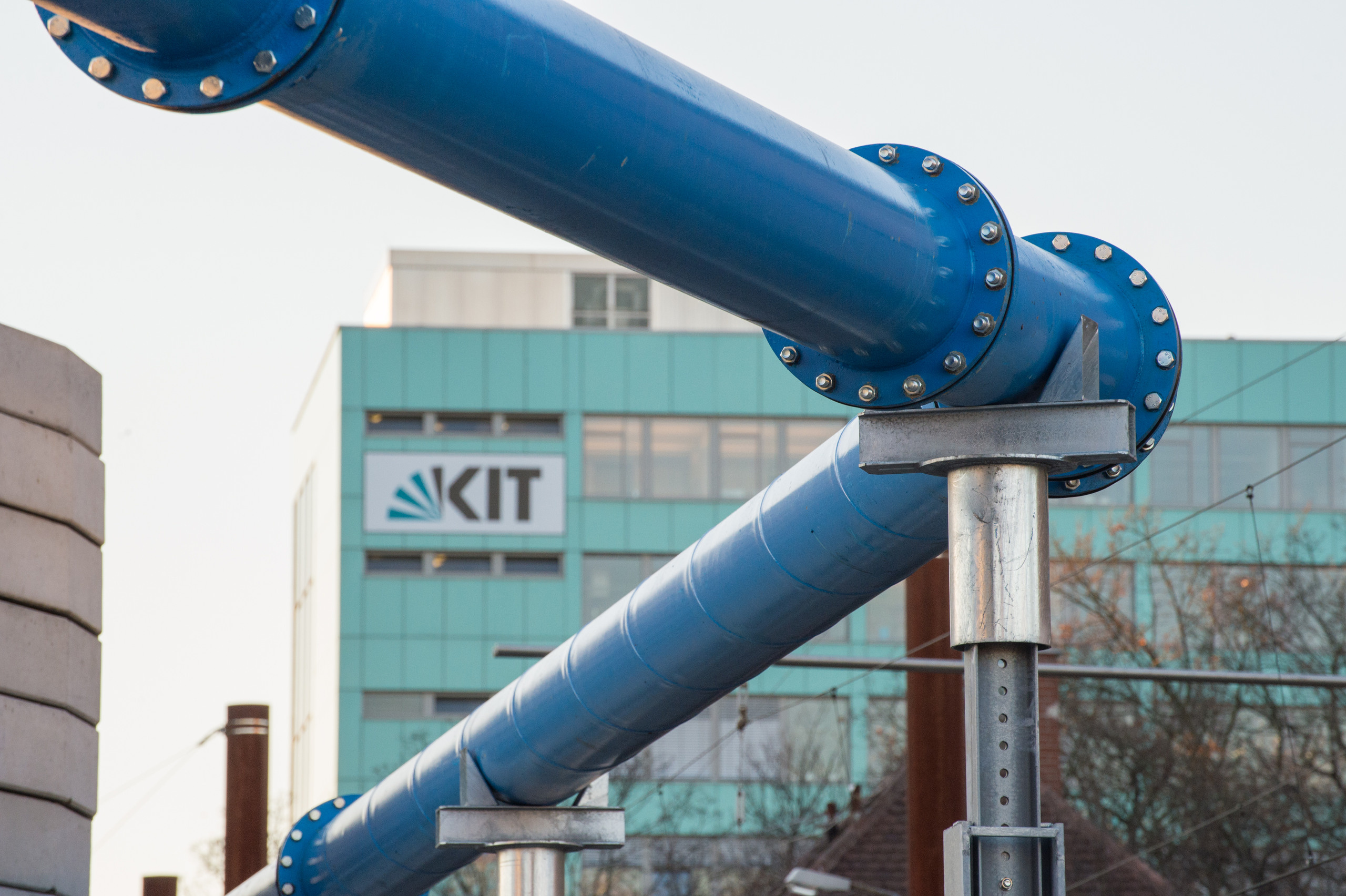 Синяя труба в Карлсруэ. Фотограф в Германии — Мария Чистякова