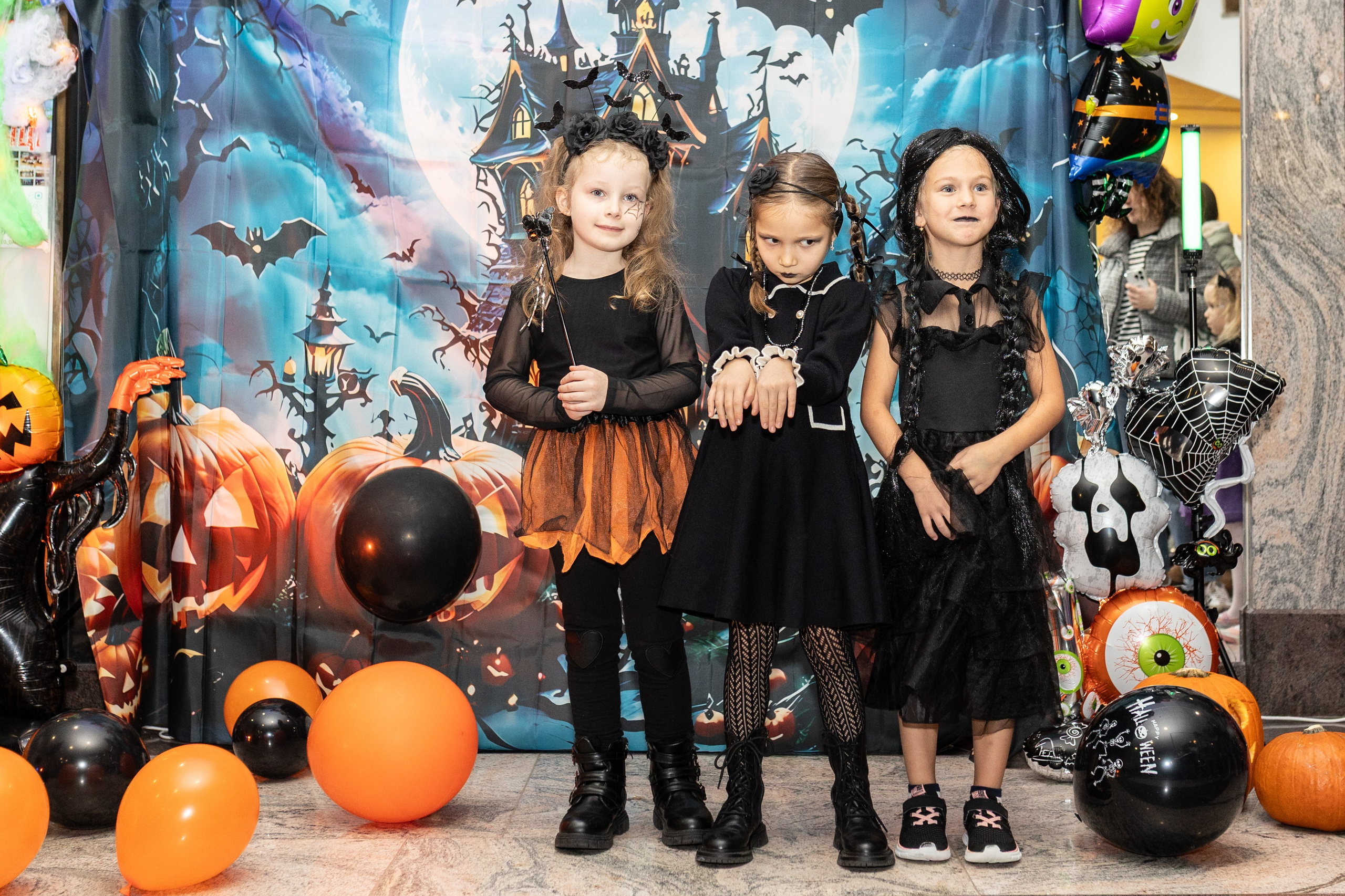 Leo dance studio Helloween 2025. Семейный и детский фотограф в Варшаве Мила Бобровская