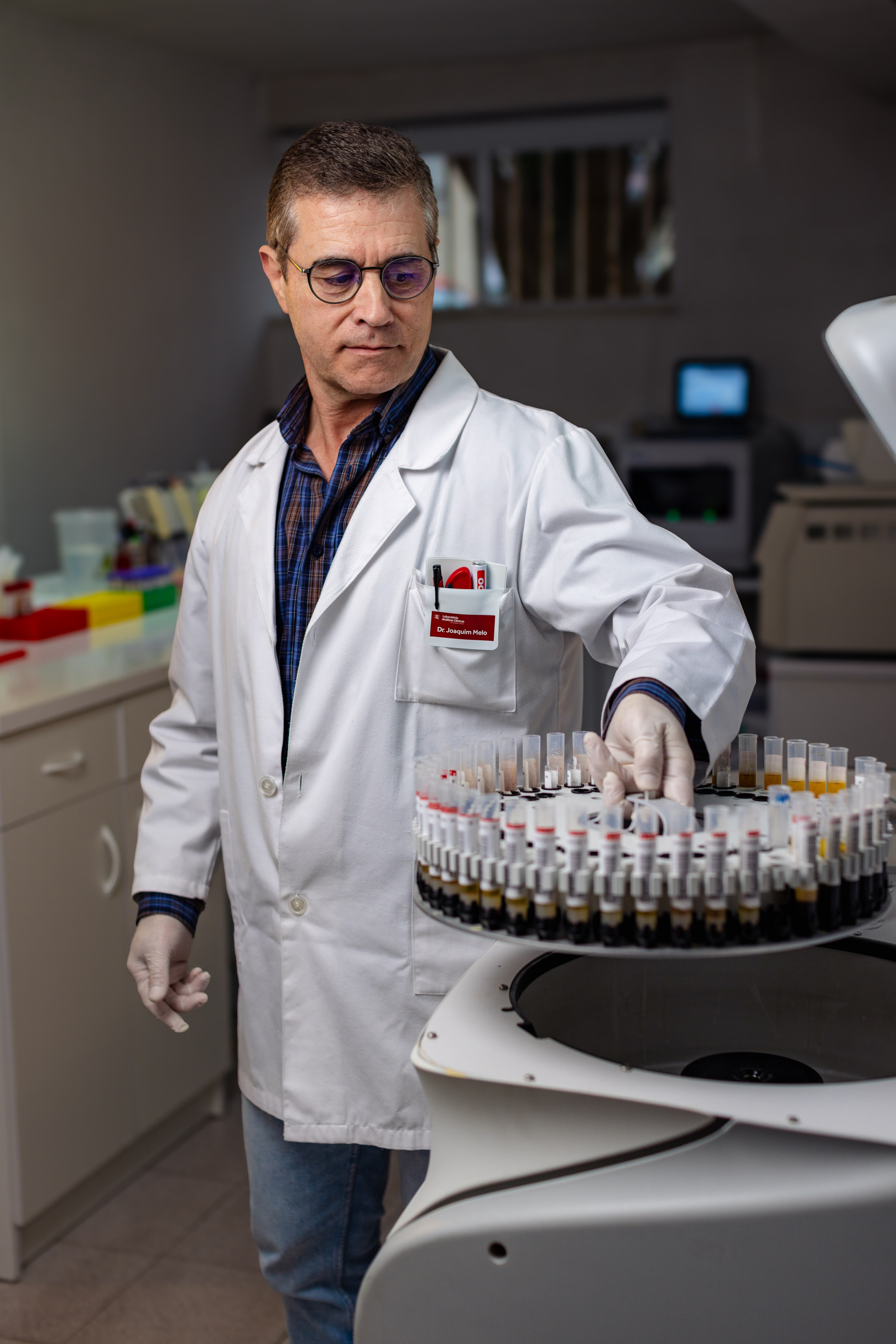 LABORATORIO. ESTUDIO DOZE