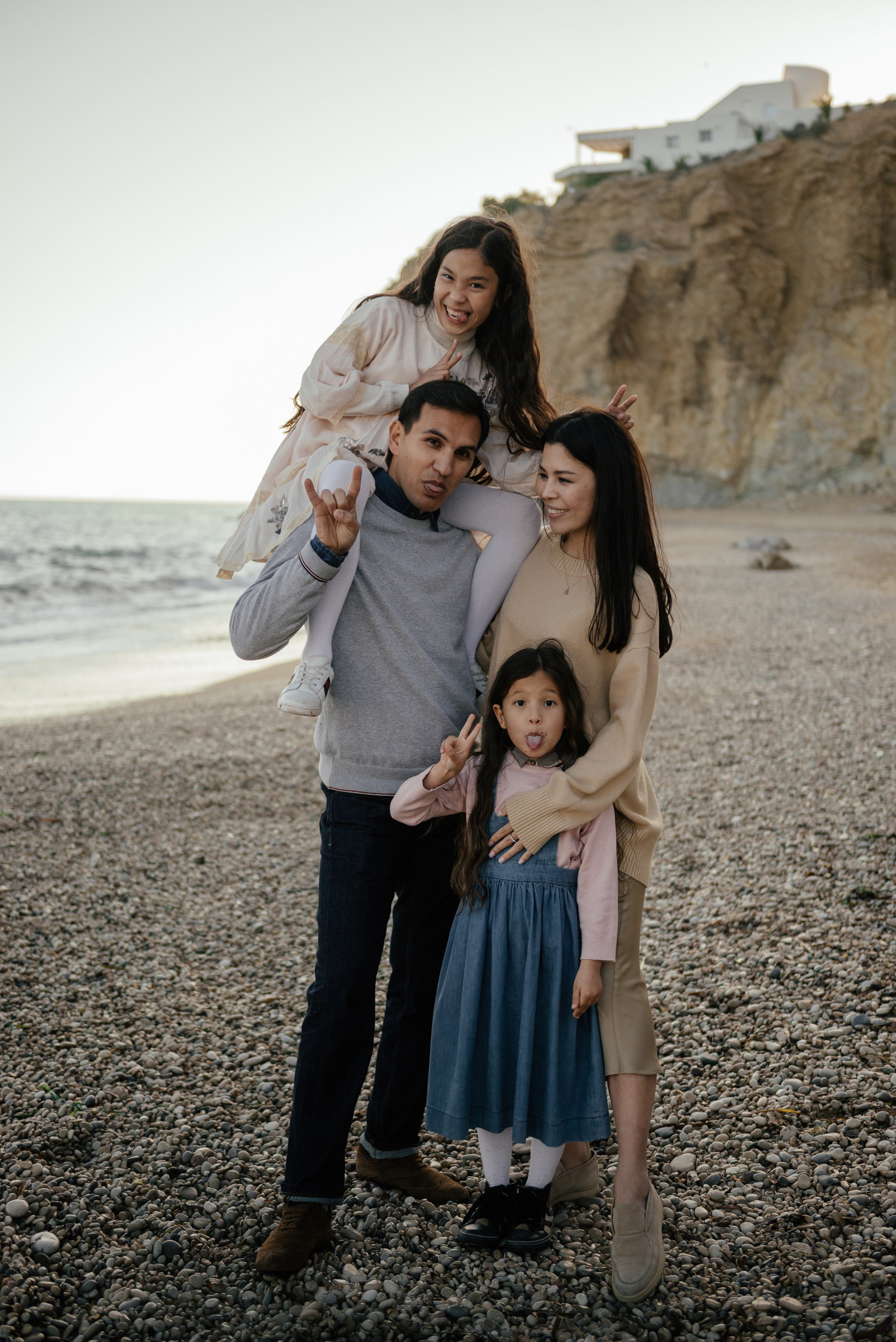 Tota&Sahsa&Ameli&Adel