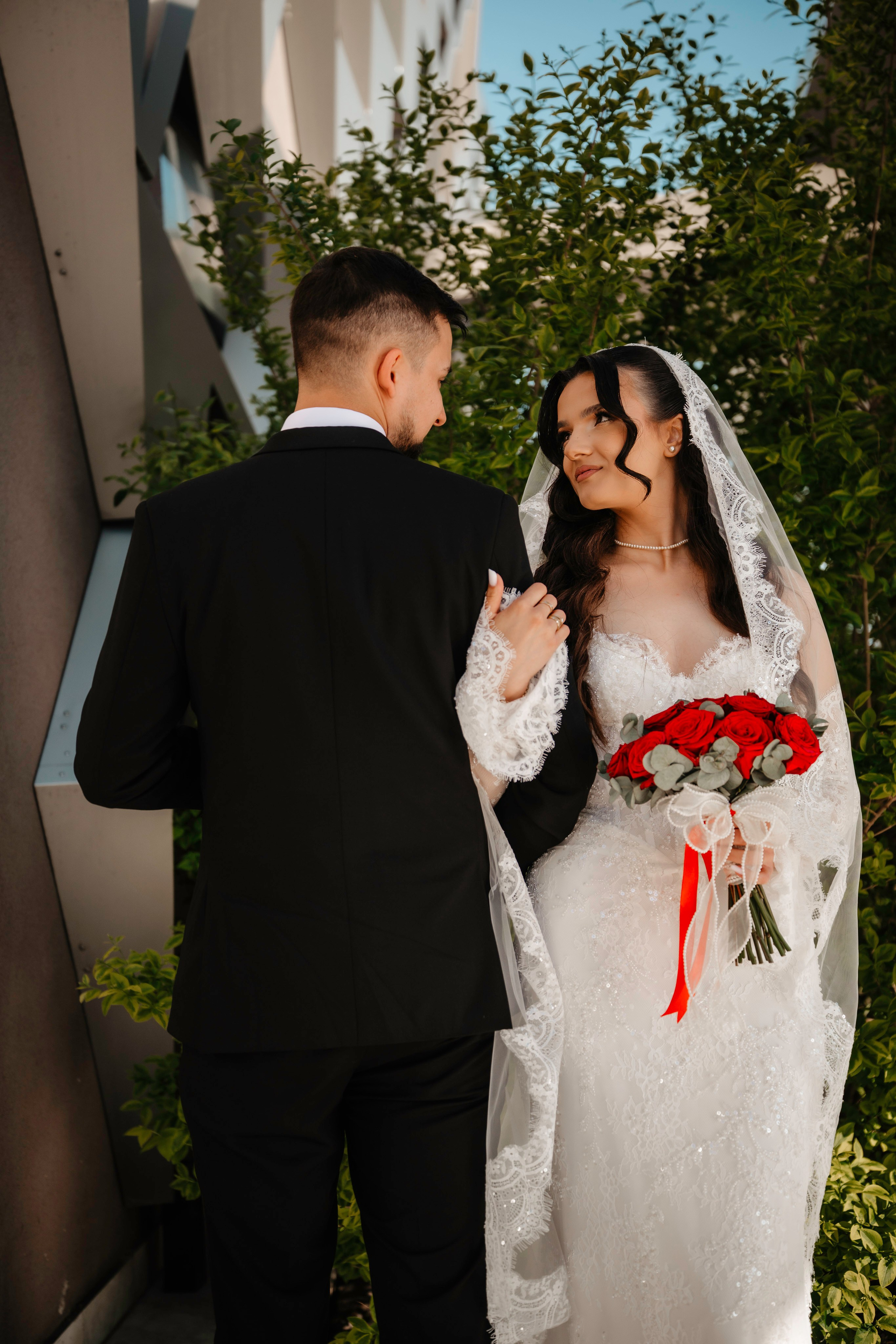 🤎 I o a n a & R o b e r t — Wedding Day Preview. Wedding & Family Photographer