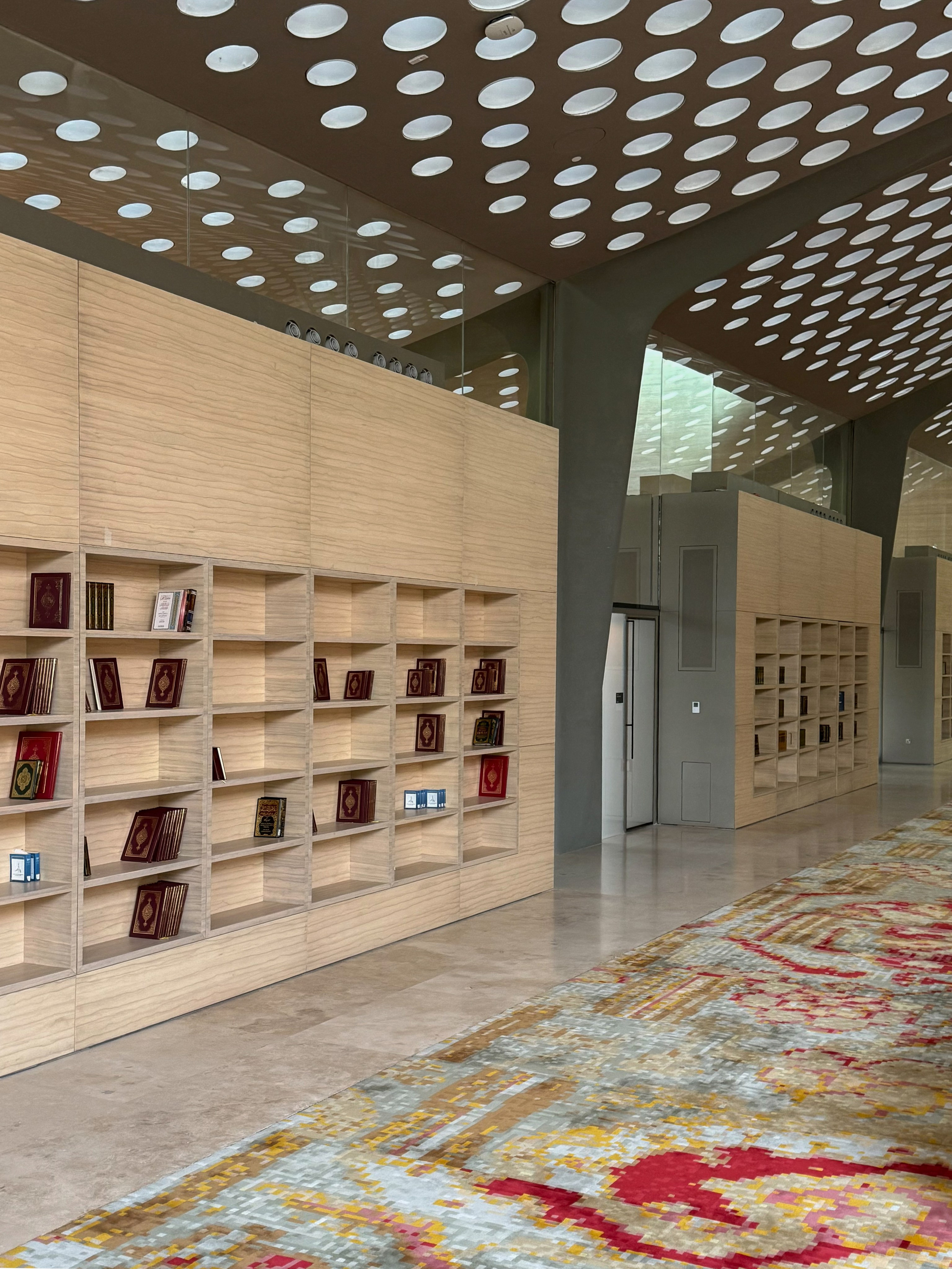 Al Mujadilah, Center and Mosque for Women. Family & fashion photographer in Doha