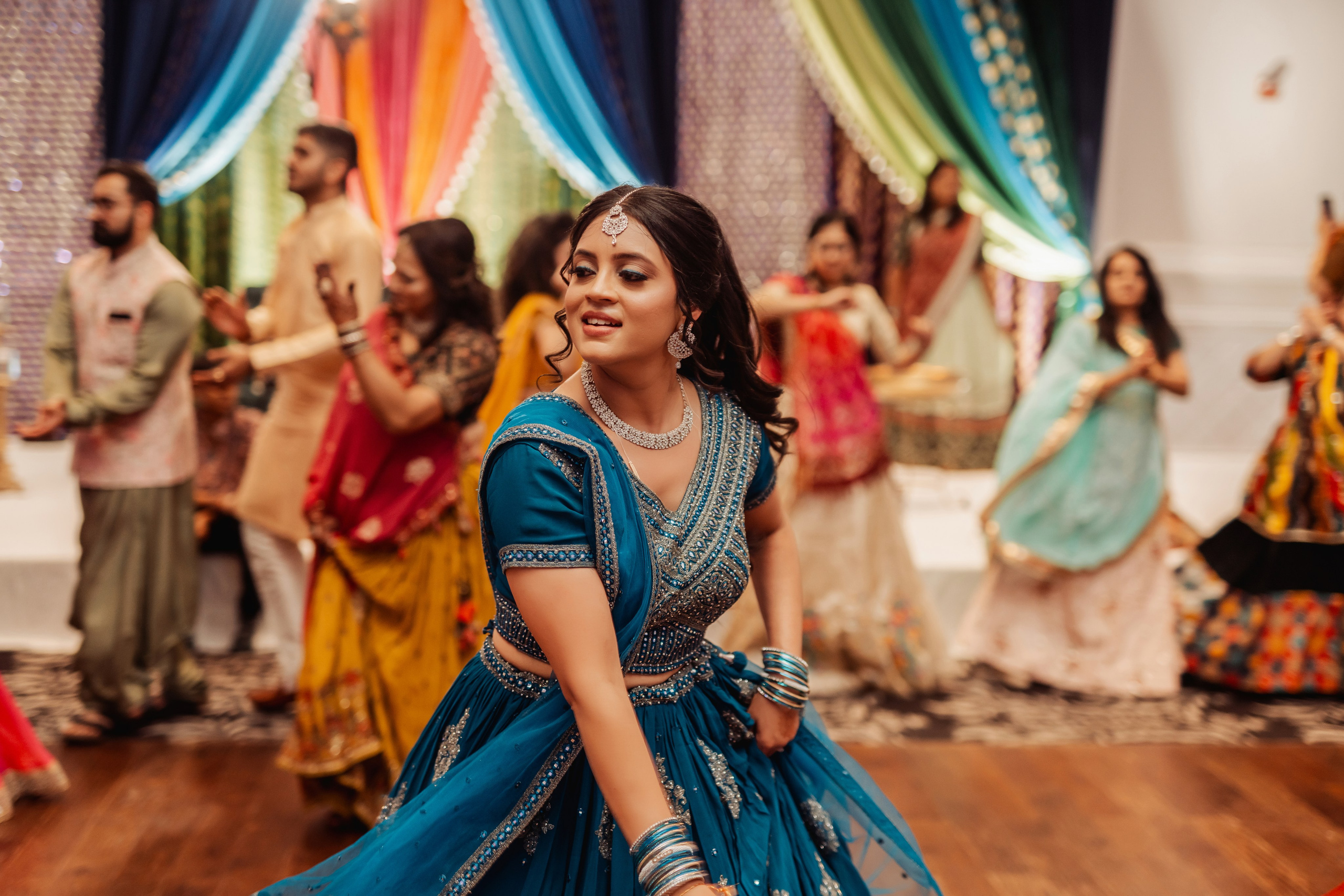 Darshil & Shailja. Wedding Photographer & Cinematographer studios