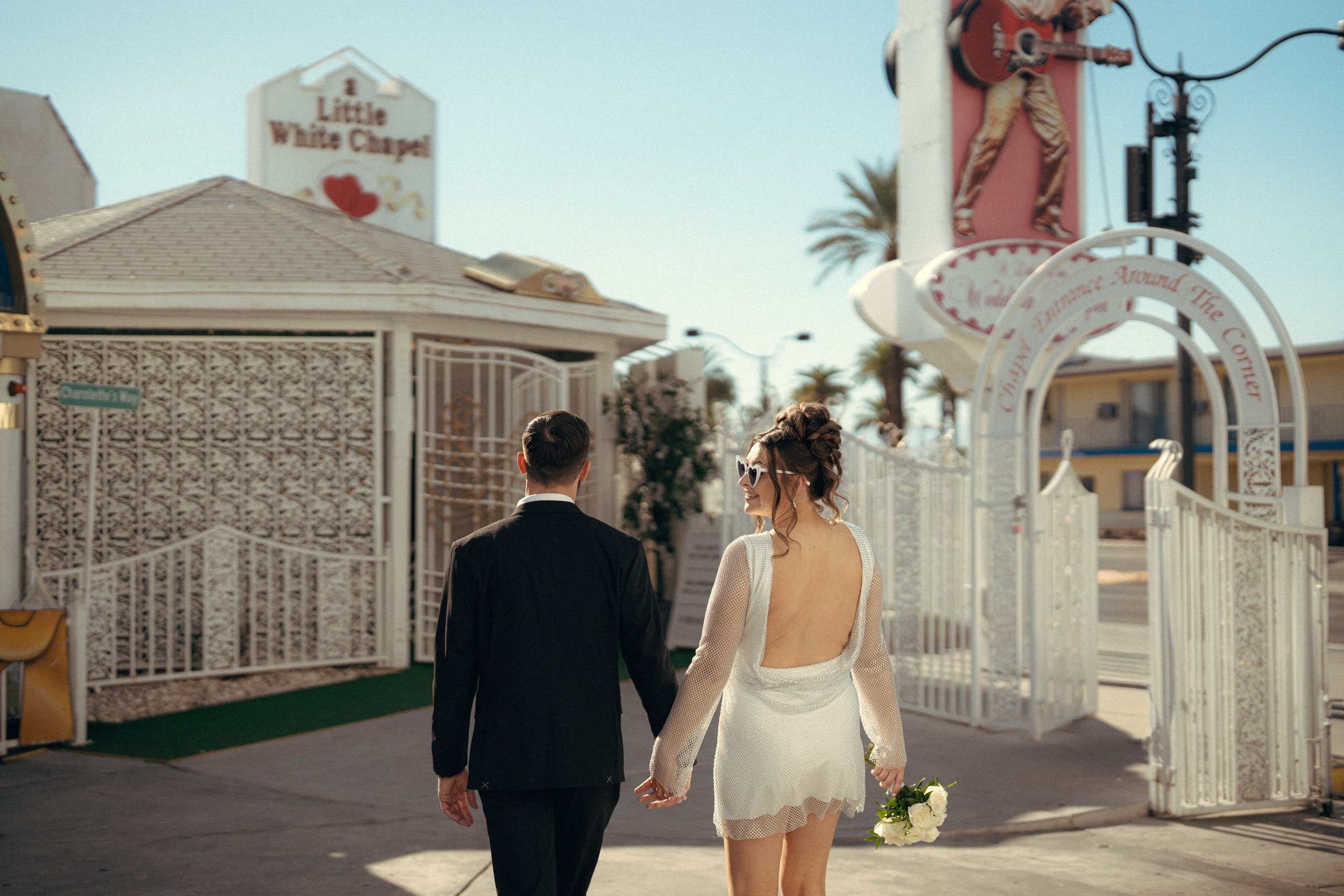 Casey&Michael. Wedding & elopement photographer Viktoriya Kravtsov. Las Vegas