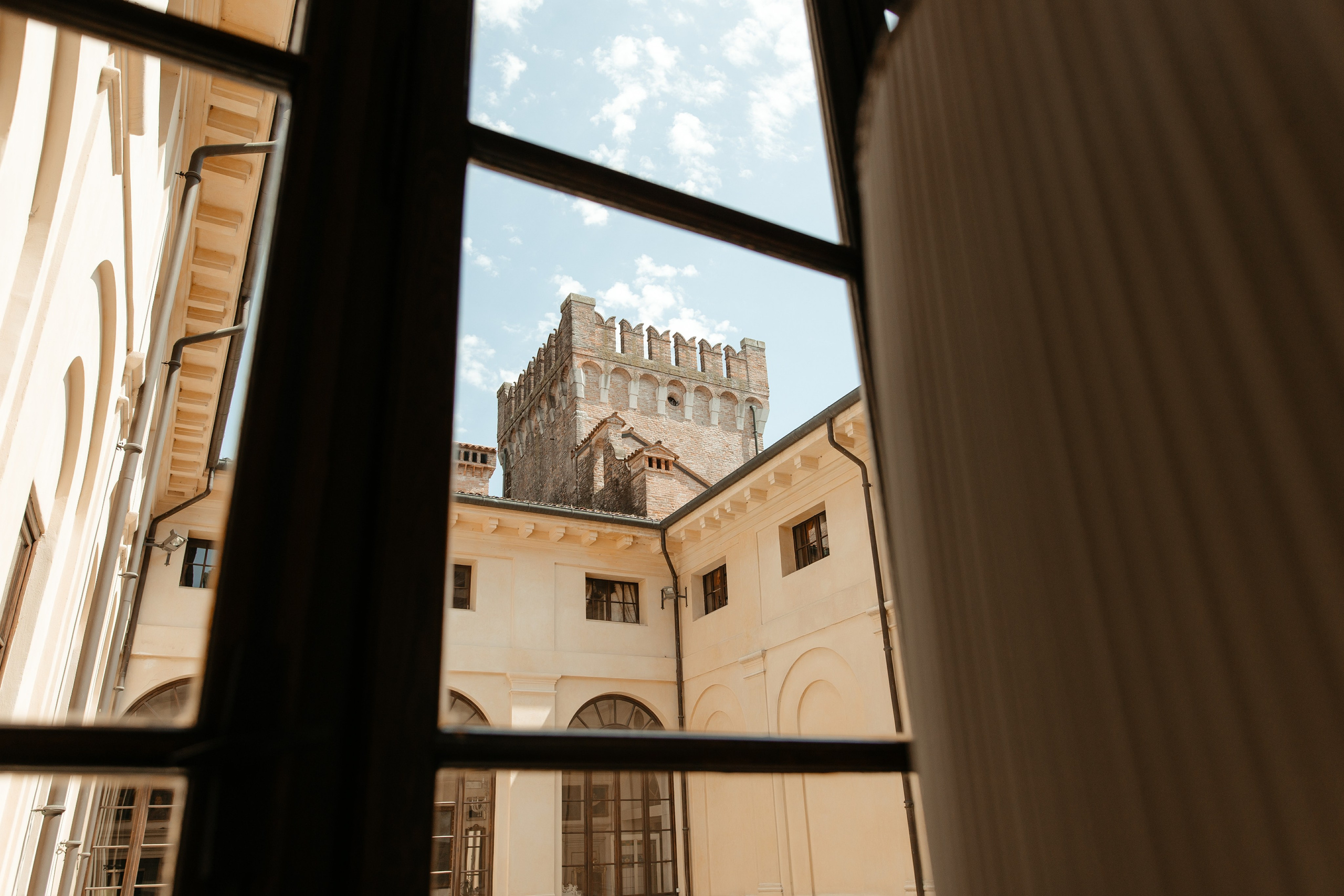Enrico & Gislaine, Location: Castel Bevilacqua