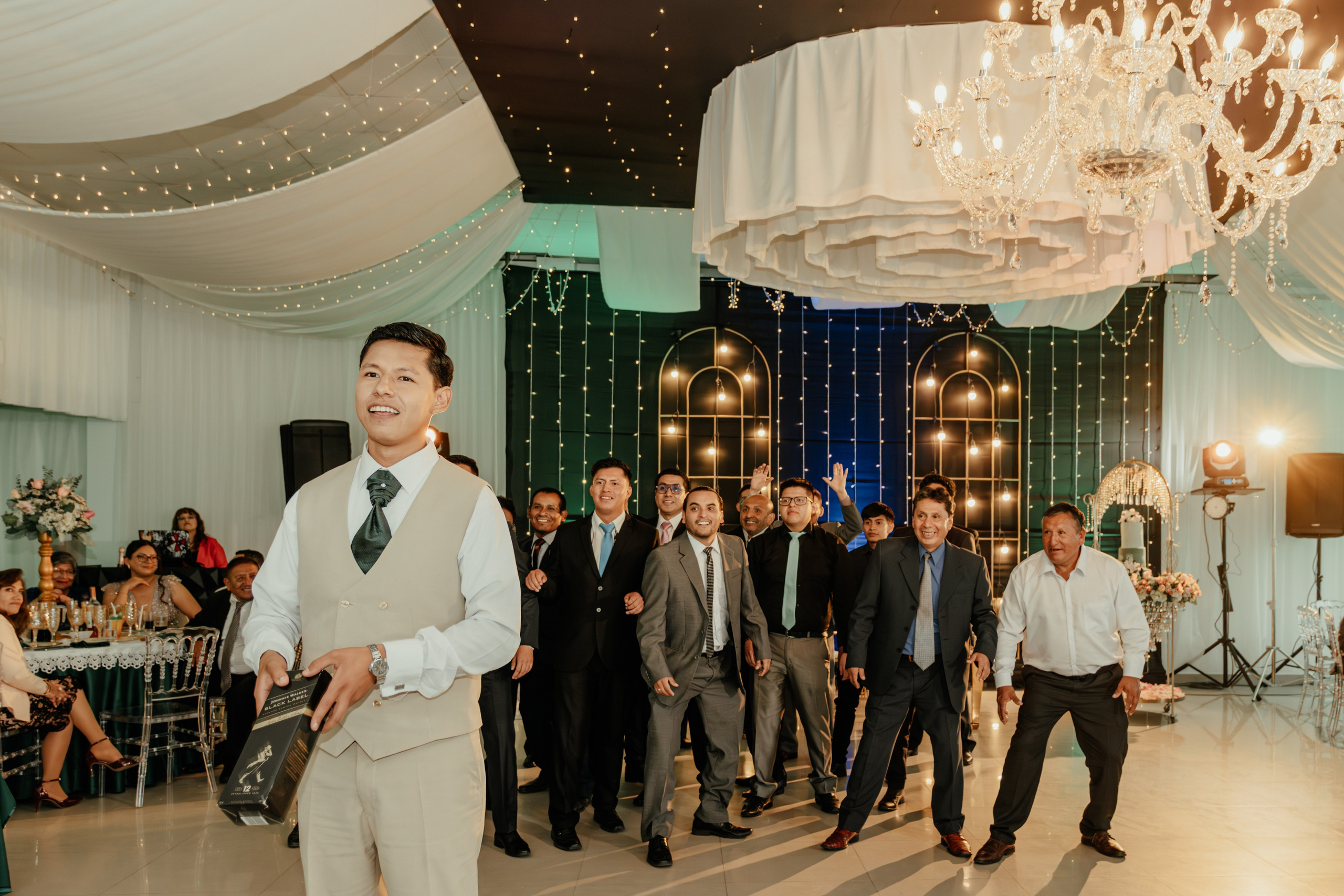 ANGIE + MANUEL BODA RELIGIOSA. Studio KVTA | Fotografía y Video de Bodas en Arequipa