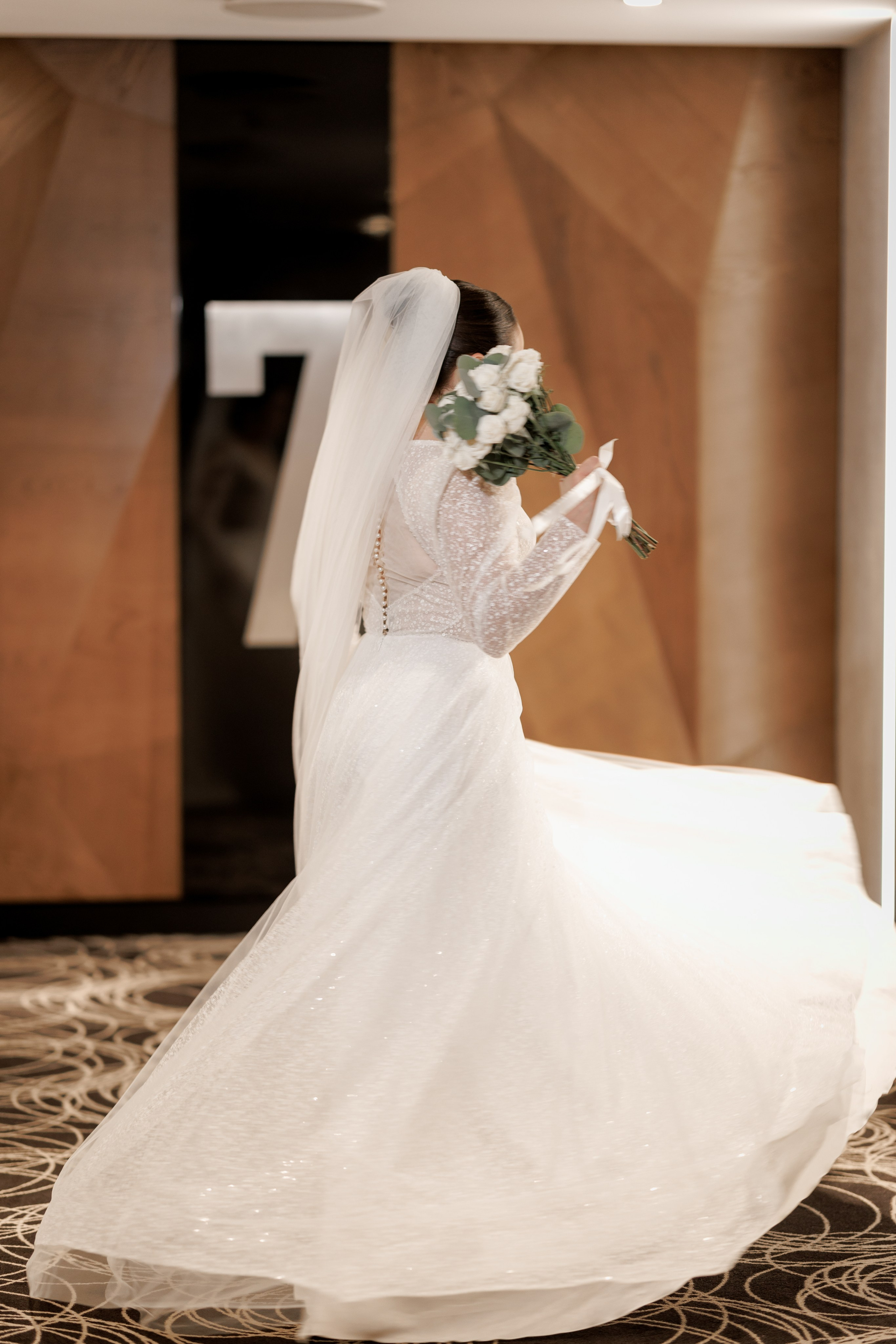 NOVA. Mandarin.photo