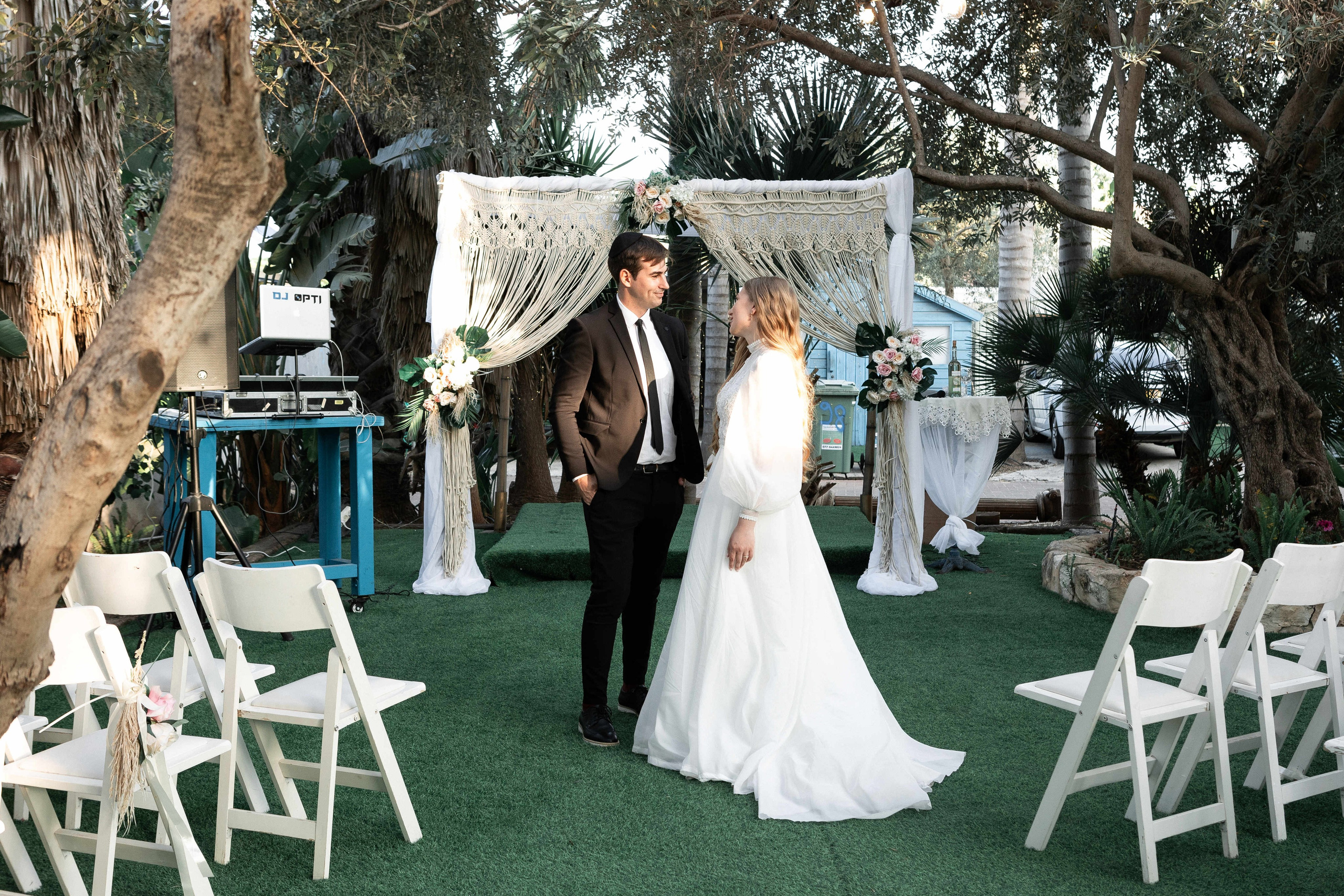 WEDDING IN A COZY PLACE NEAR TEL AVIV. PHOTOGRAPHER IN ISRAEL