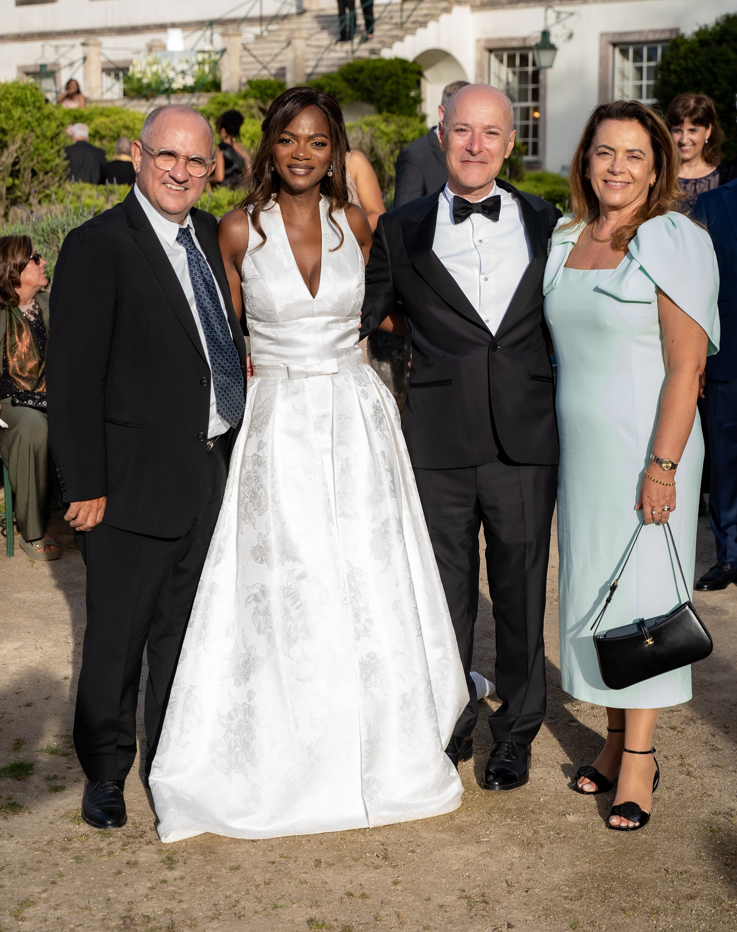 Maria & Artur. Fazemos o seu casamento ser lembrado por gerações