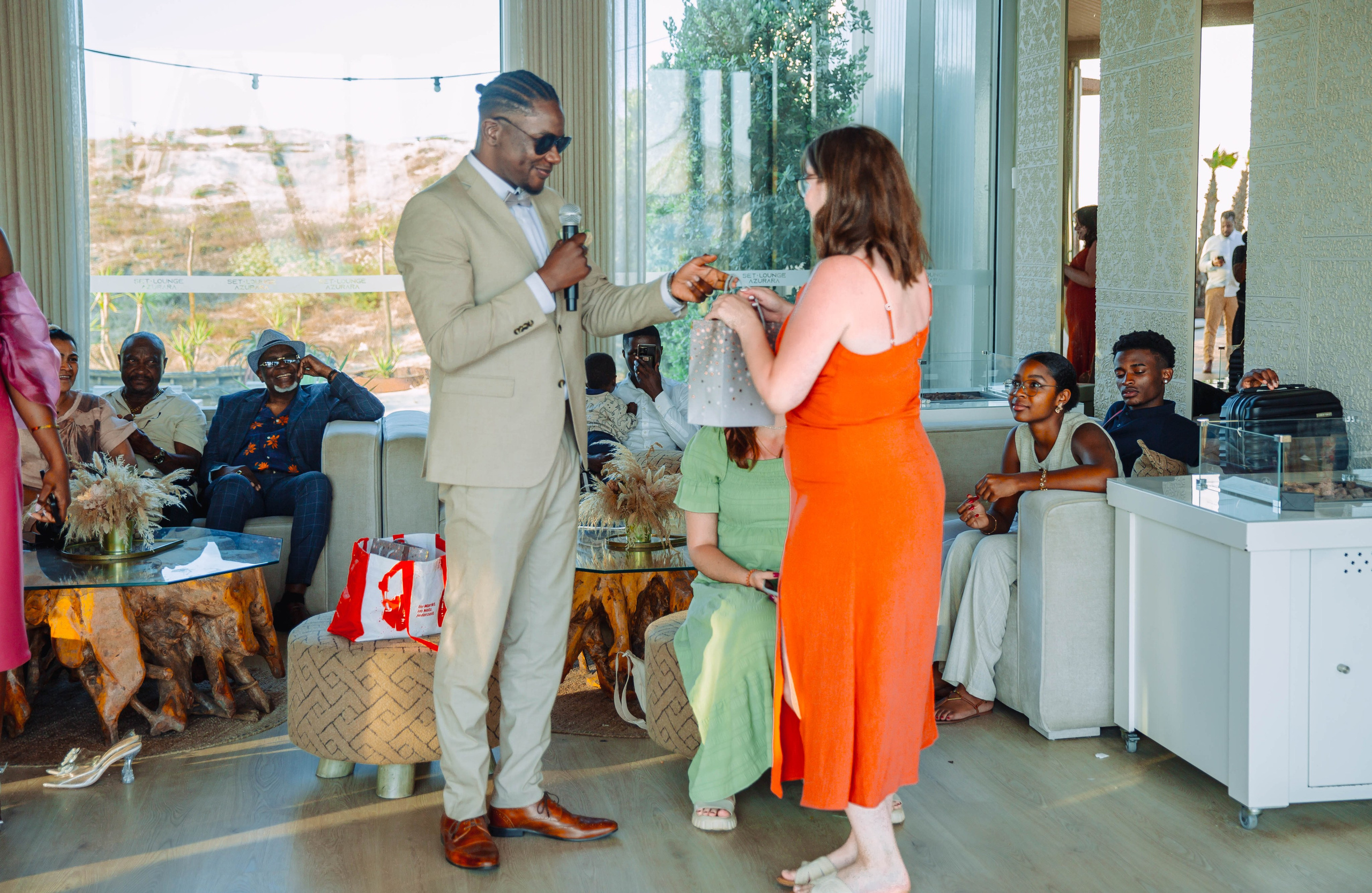 Kuselia & Kaleb. Fazemos o seu casamento ser lembrado por gerações