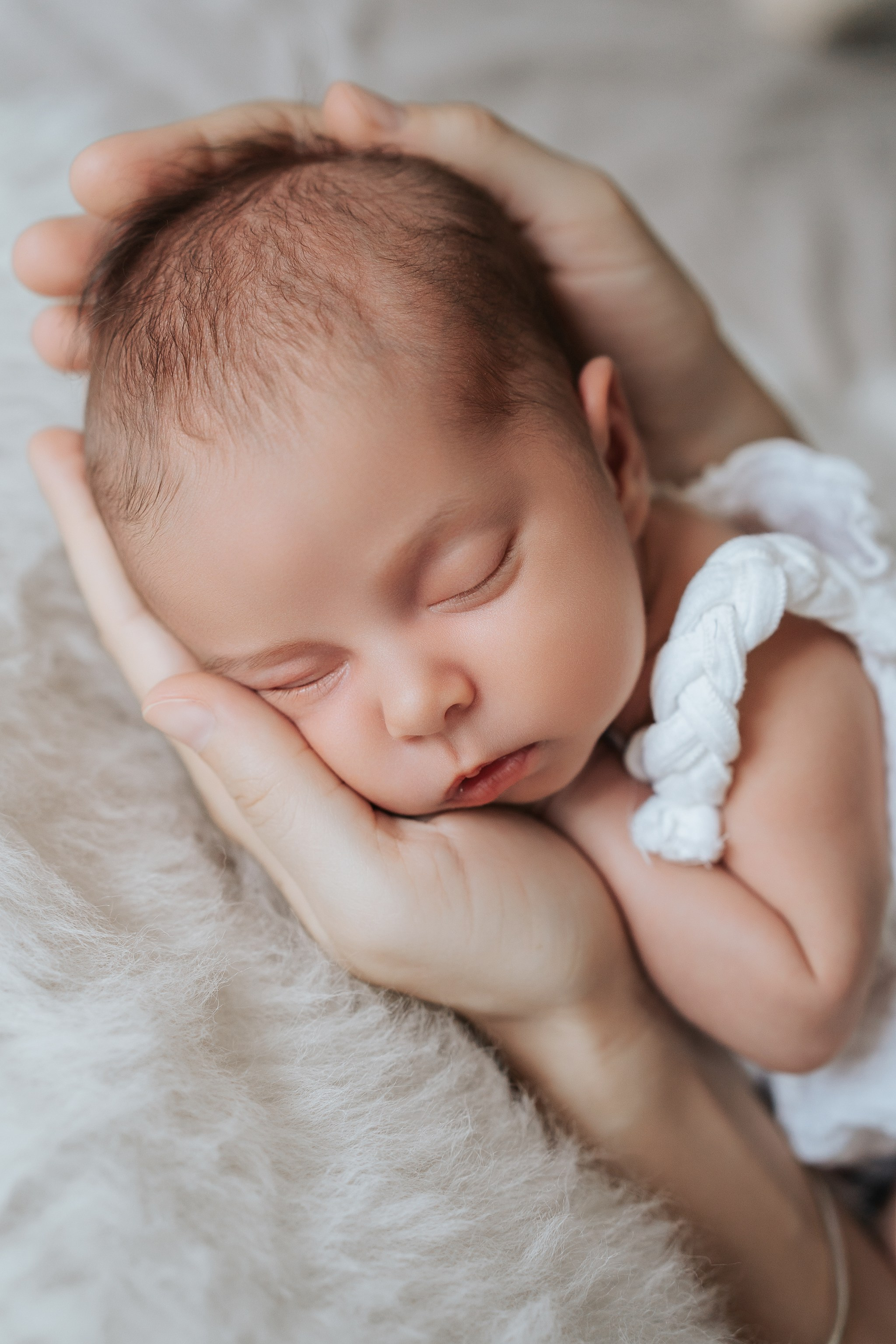 Newborn. Family and kids photographer Anastasiya Hanush in Massachusetts