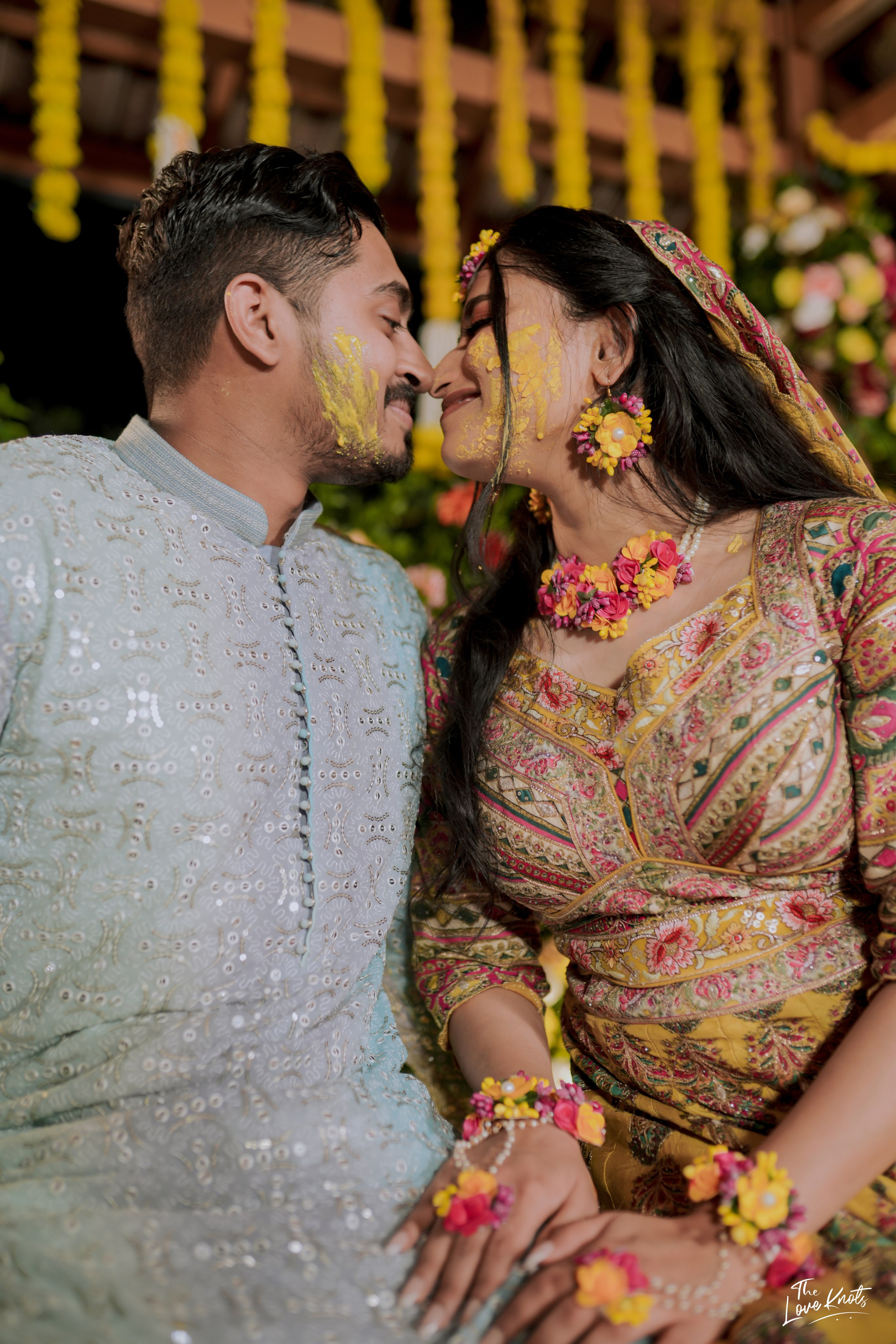 SHAHANA. Theloveknots