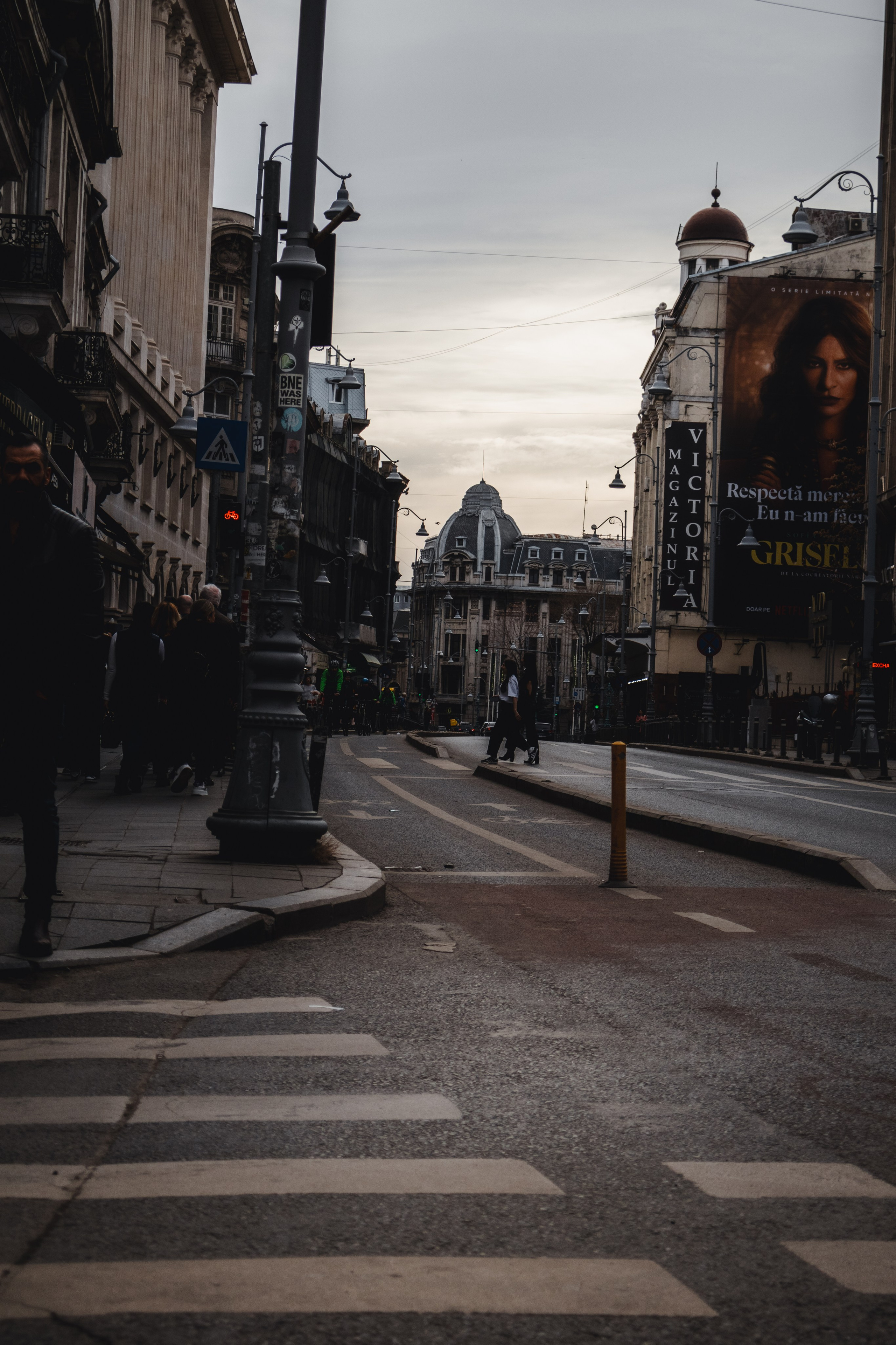 Bucharest. Дизайнер и Фотограф в Кишинёве Бусуйок Станислав