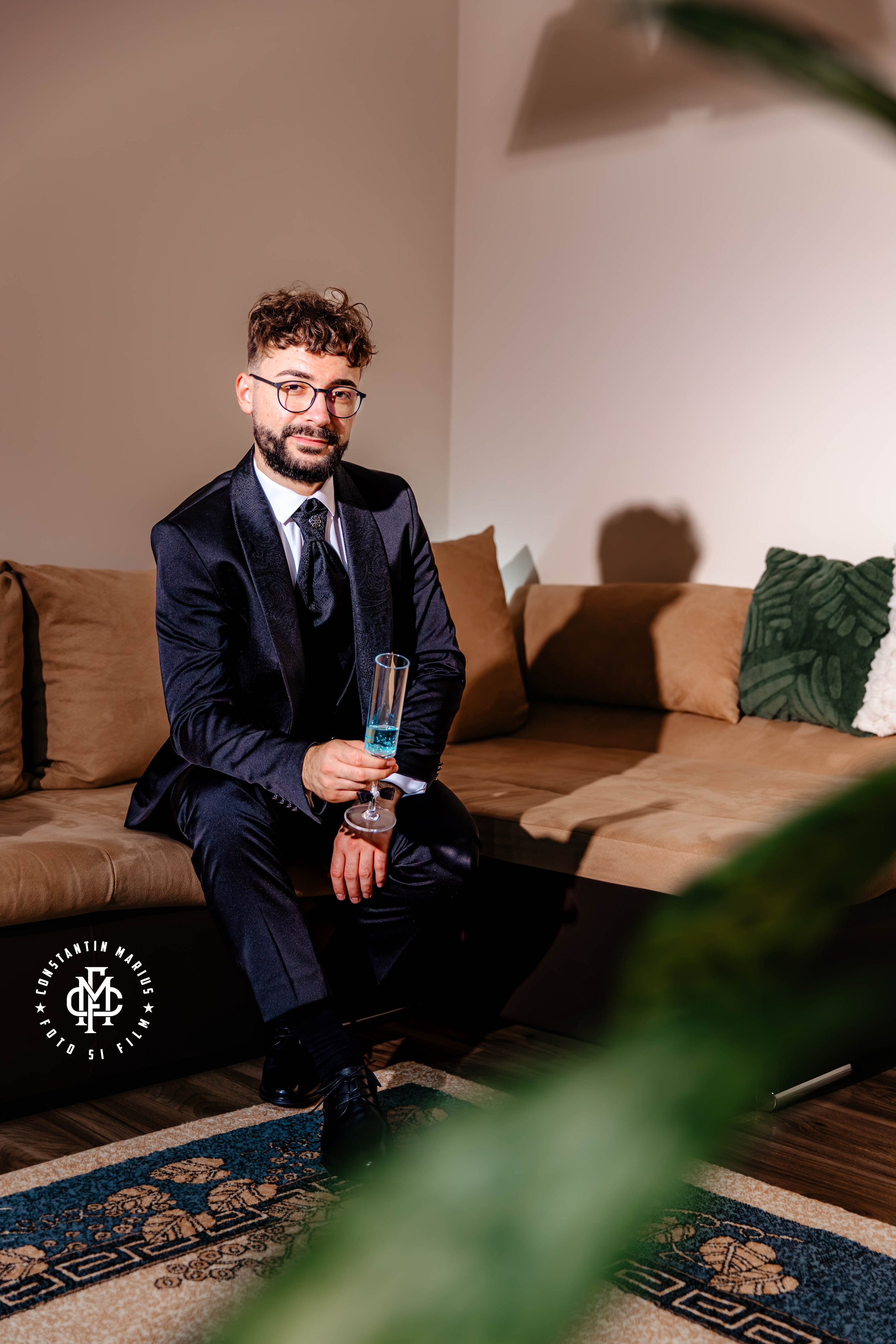 WEDDING PHOTOGRAPHY. DESPRE NOI