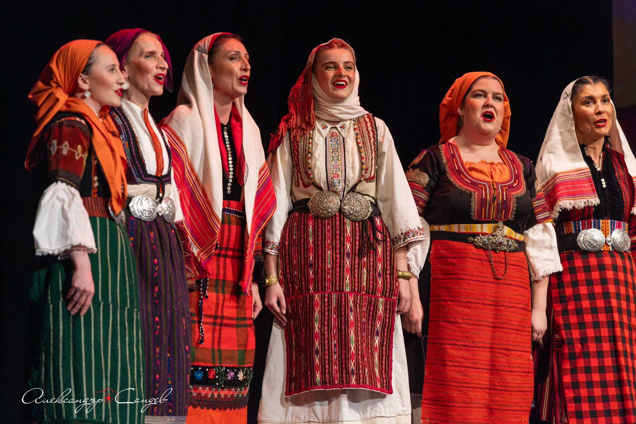 „Змейова сватба“, спектакъл на представителен ансамбъл „Шевица“ - 28.03.2026 -. Александър Сандев - website