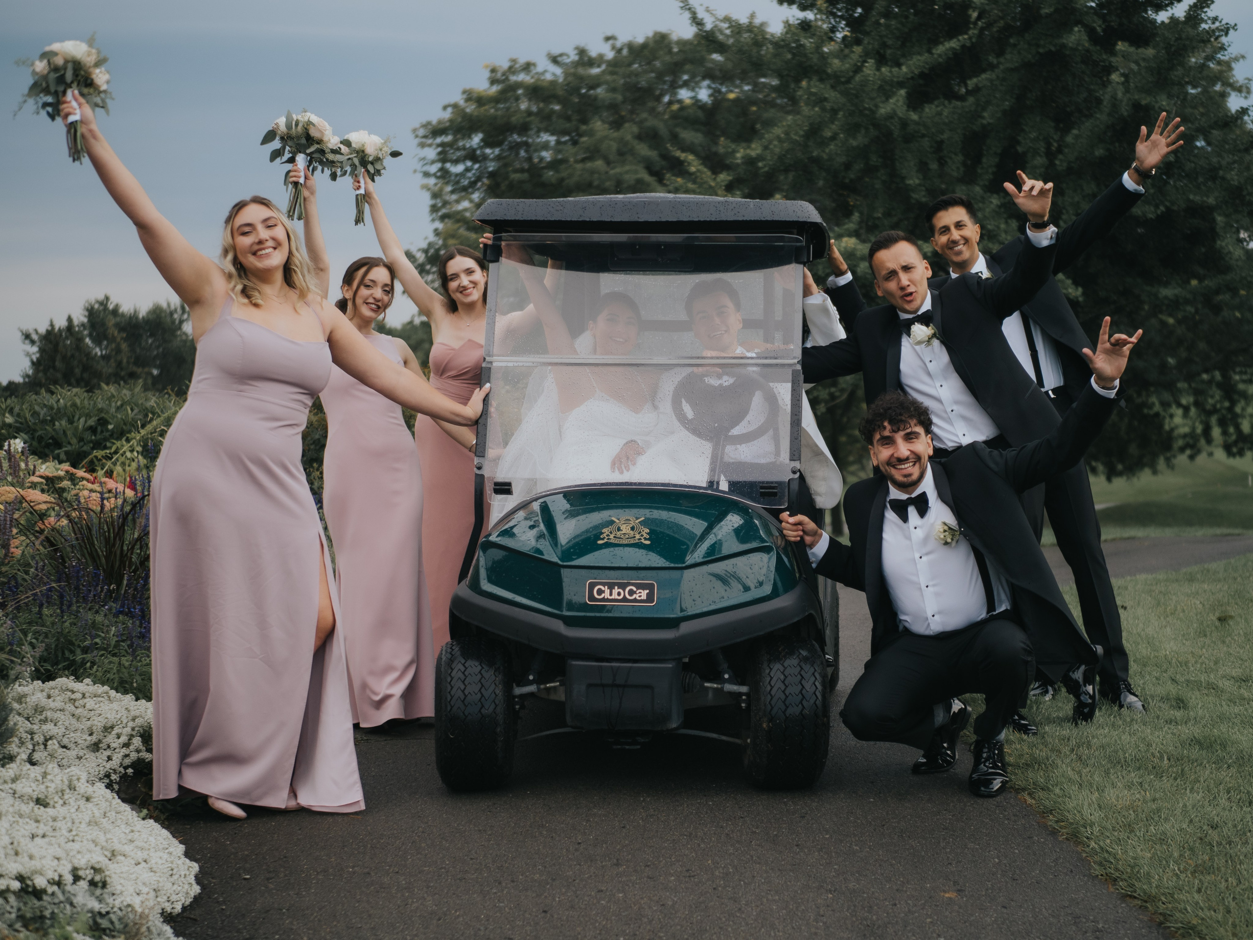 Wedding of Cassandra and Loïc in Beaconsfield, Montreal. Wedding and Family Photography Montreal Muriel Oe Photo