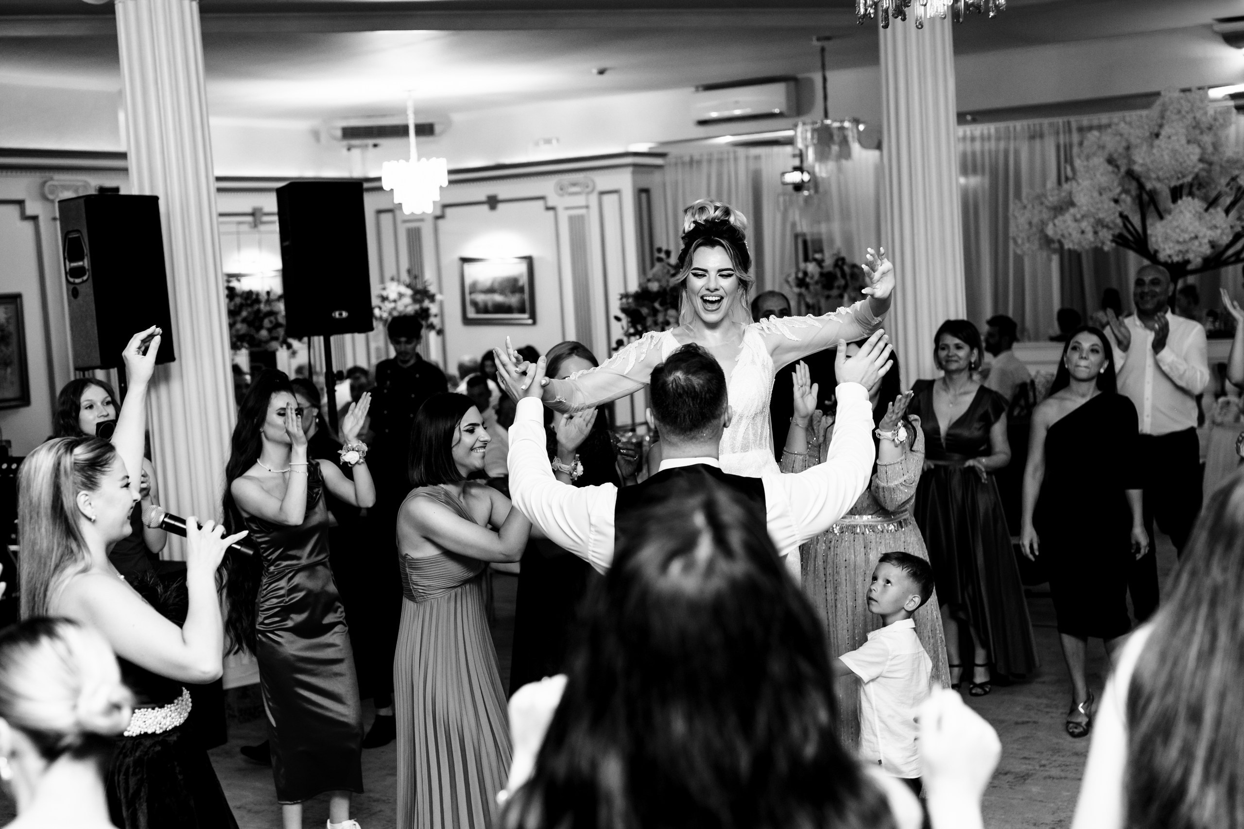 Bianca - Florin | Ramnicu Valcea. Fotografie & Videografie Nunta