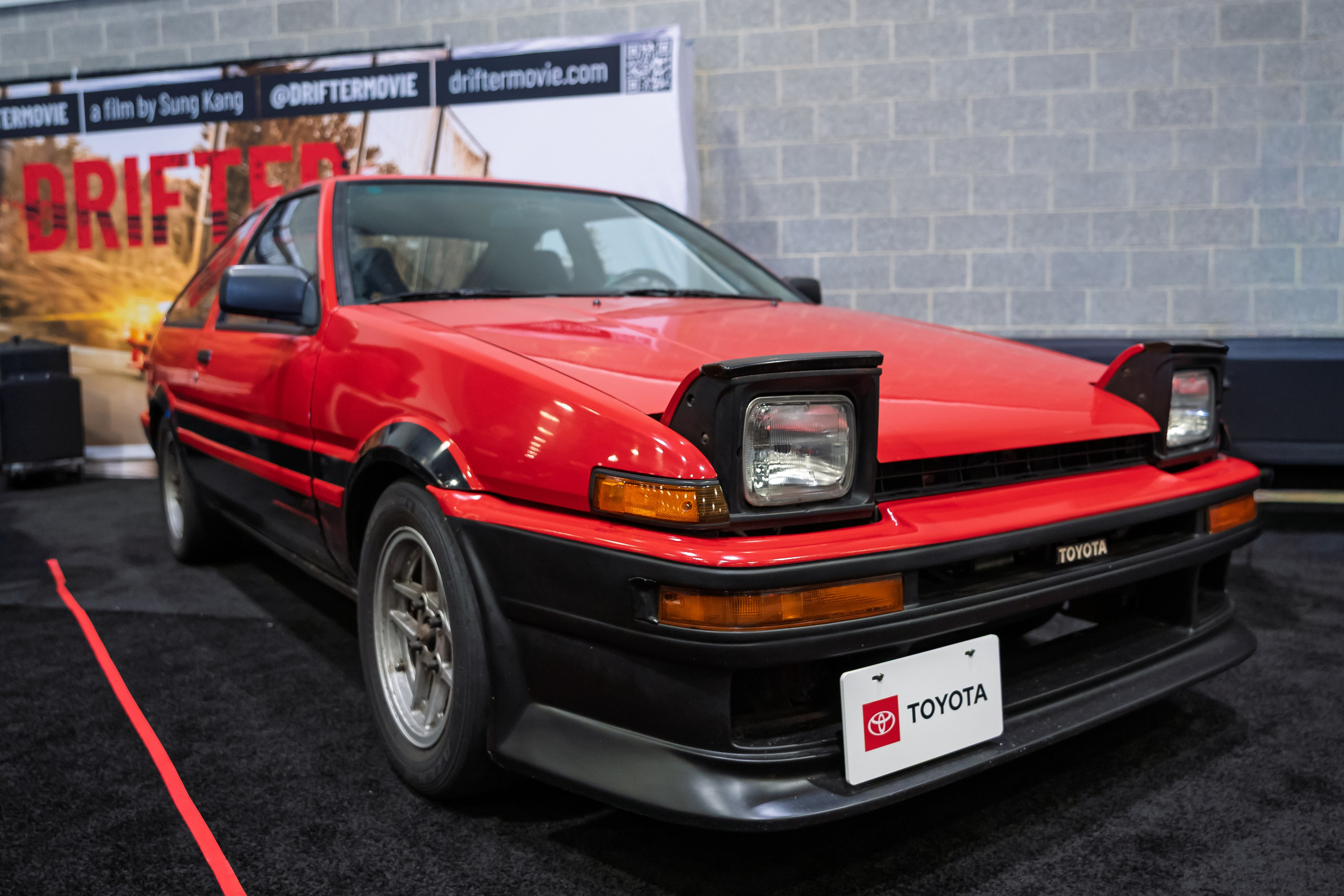 Auto & Moto. Roaming Reflections of Motorcycle Life