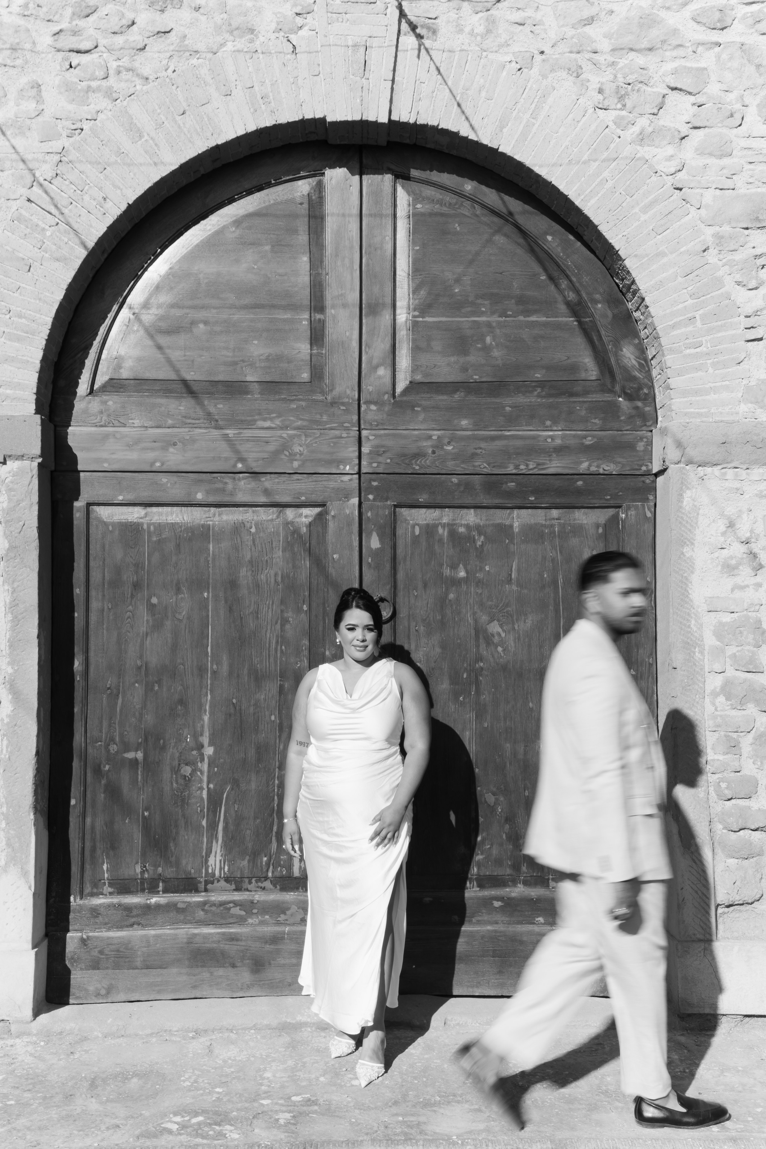 Pre-wedding in Tuscany. Wedding photographer Italy