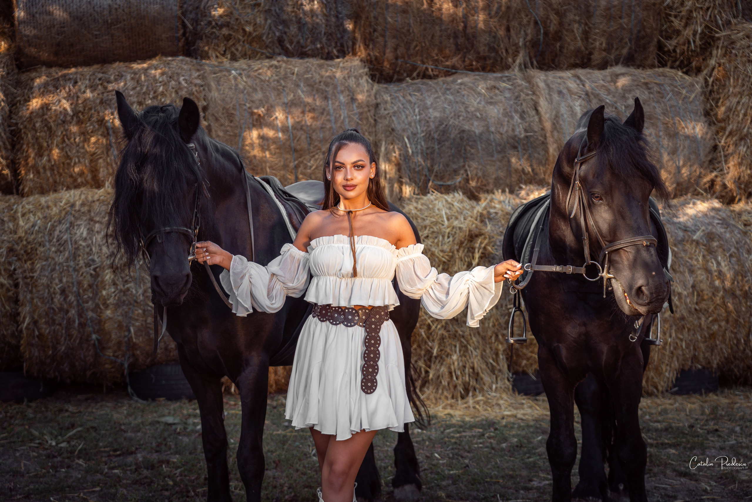 Codruța la Băile Herculane – naturalețe, expresivitate și lumină autentică. Event, portrait, and lifestyle photographer