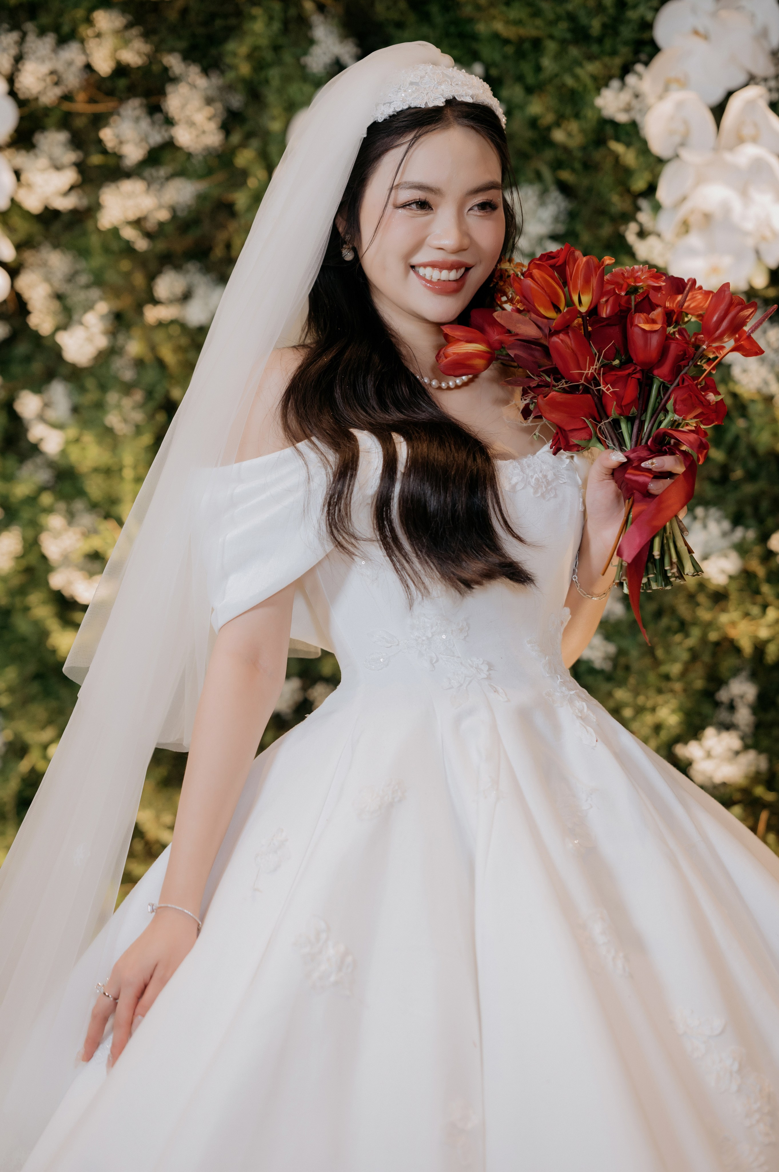 DAT & TU / Wedding Party. Saigon Wedding Present | Art Beyond Moments